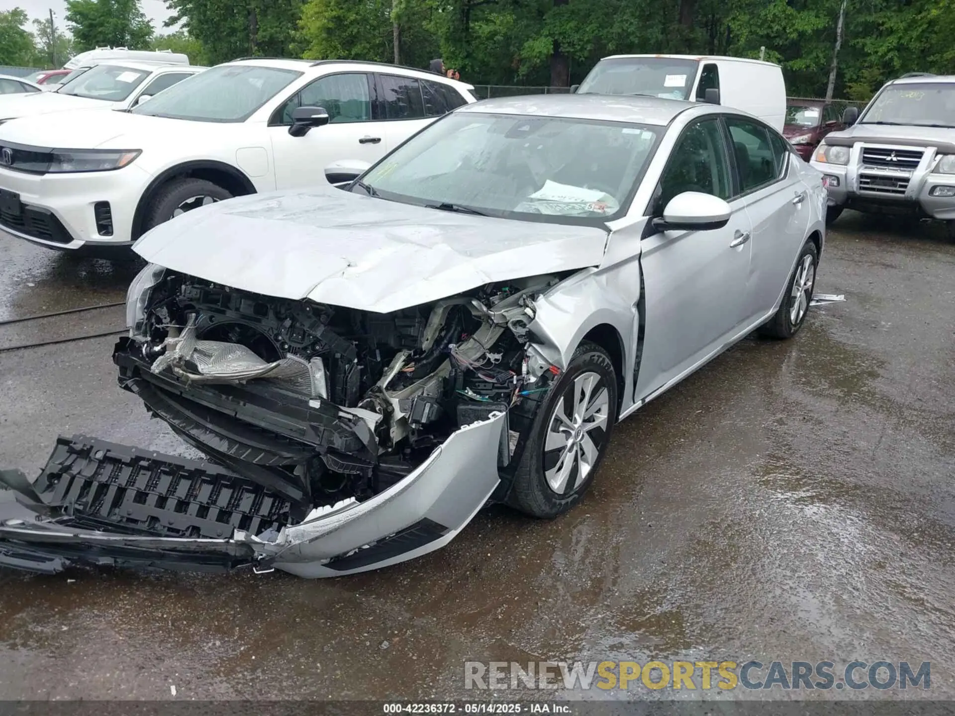 6 Photograph of a damaged car 1N4BL4BV0PN370495 NISSAN ALTIMA 2023