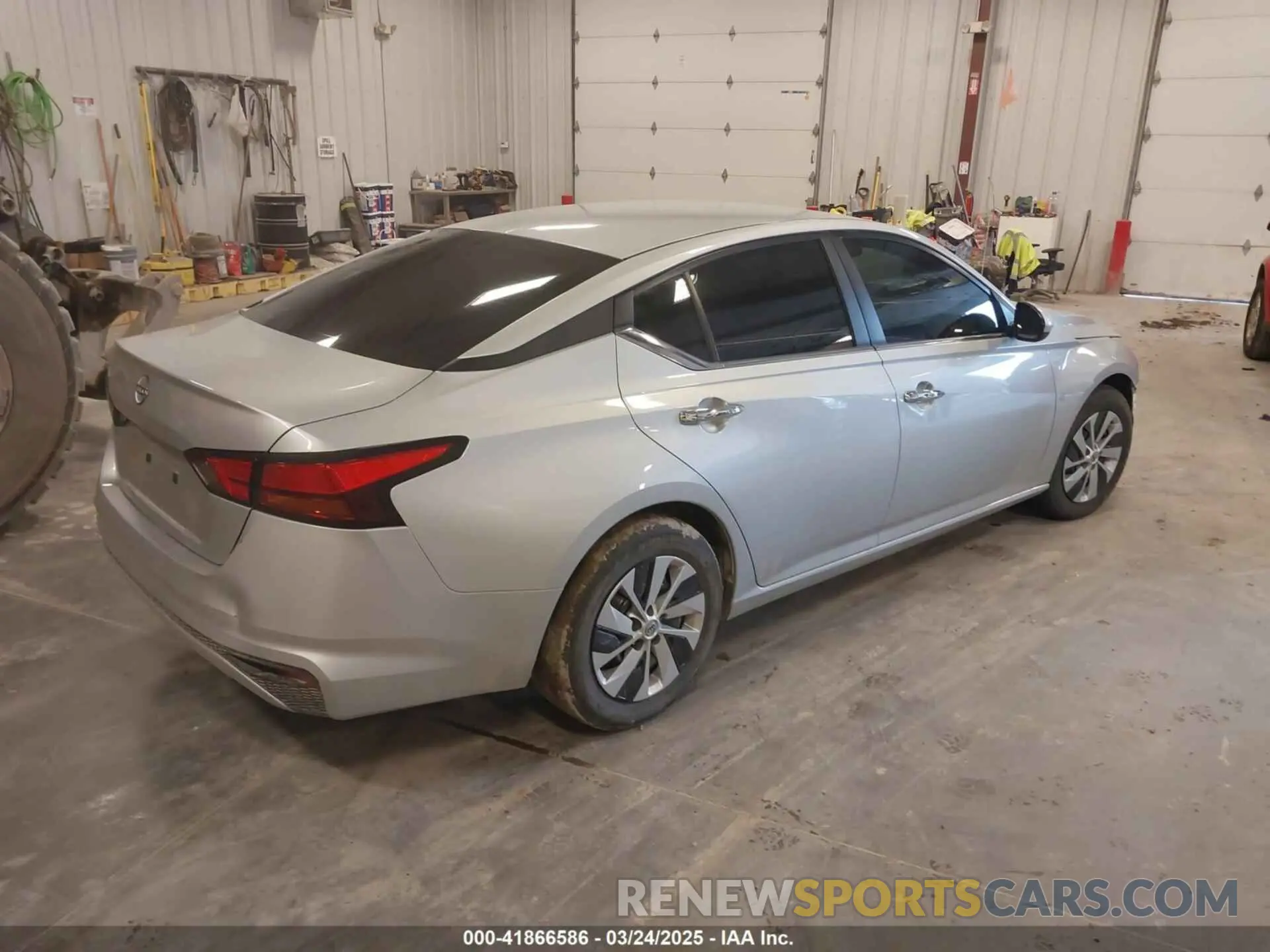 4 Photograph of a damaged car 1N4BL4BV1PN363412 NISSAN ALTIMA 2023