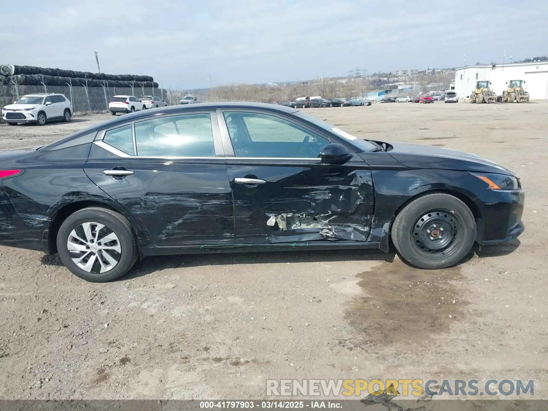 13 Фотография поврежденного автомобиля 1N4BL4BV2PN381689 NISSAN ALTIMA 2023