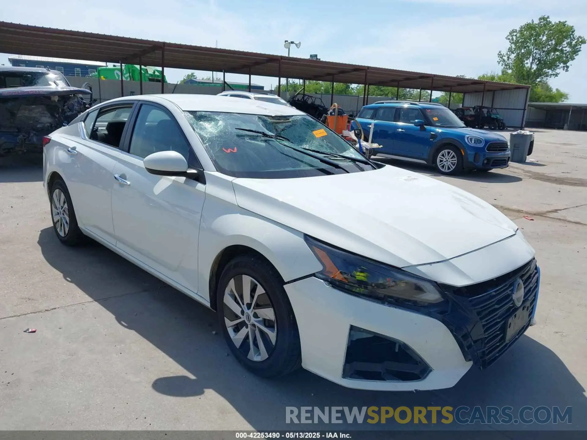 1 Фотография поврежденного автомобиля 1N4BL4BV3PN344781 NISSAN ALTIMA 2023