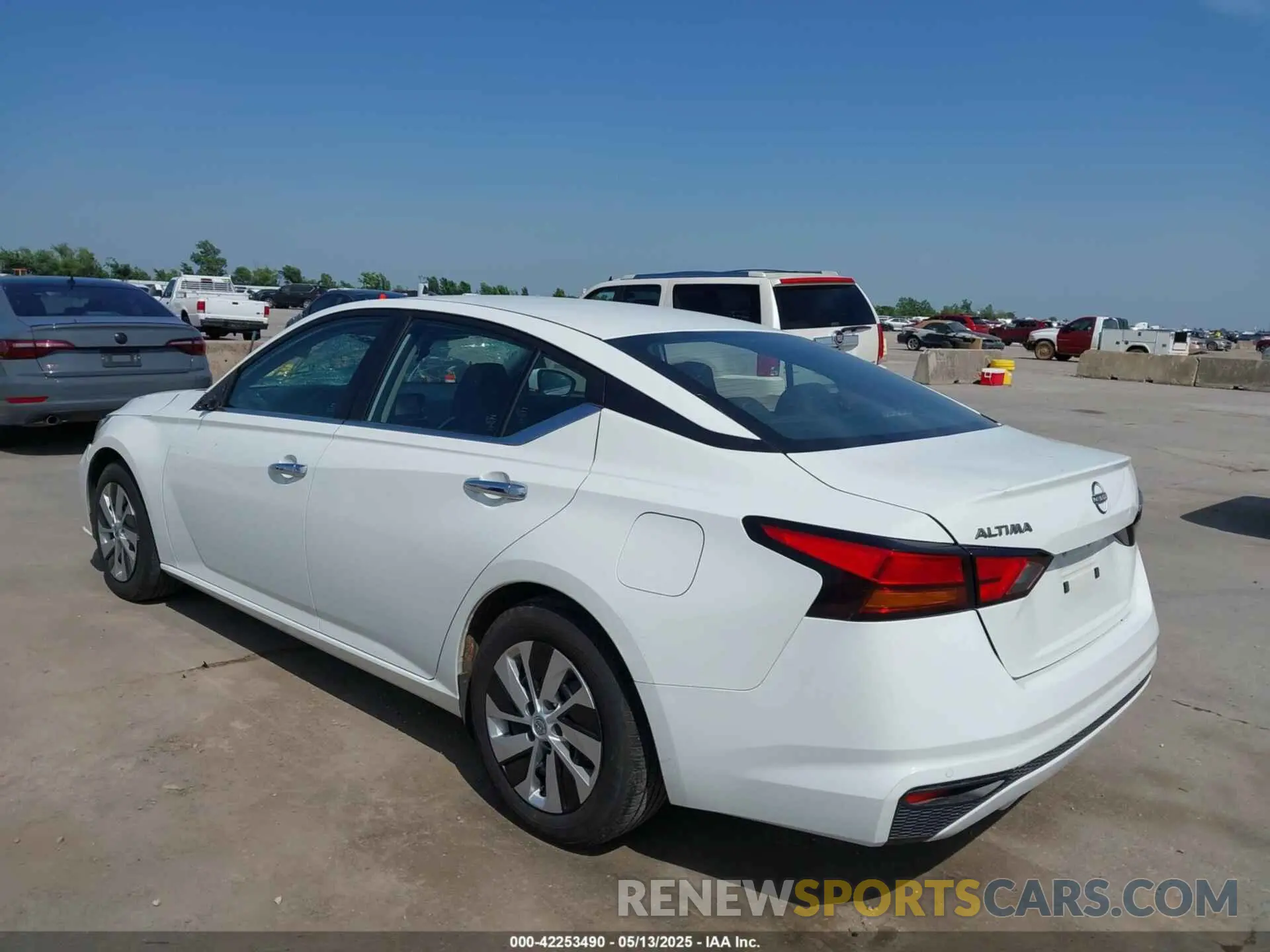 3 Фотография поврежденного автомобиля 1N4BL4BV3PN344781 NISSAN ALTIMA 2023