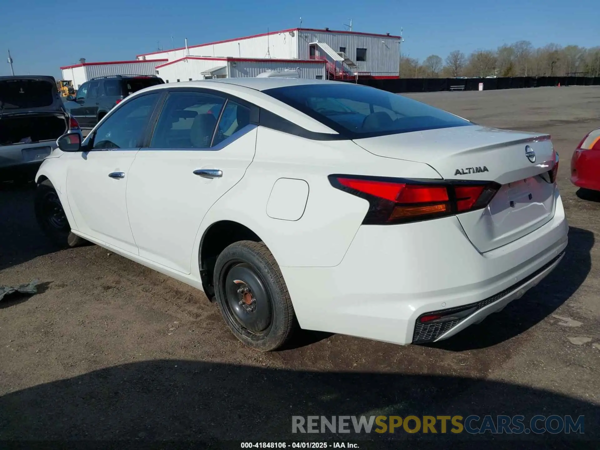 3 Фотография поврежденного автомобиля 1N4BL4BV6PN327117 NISSAN ALTIMA 2023