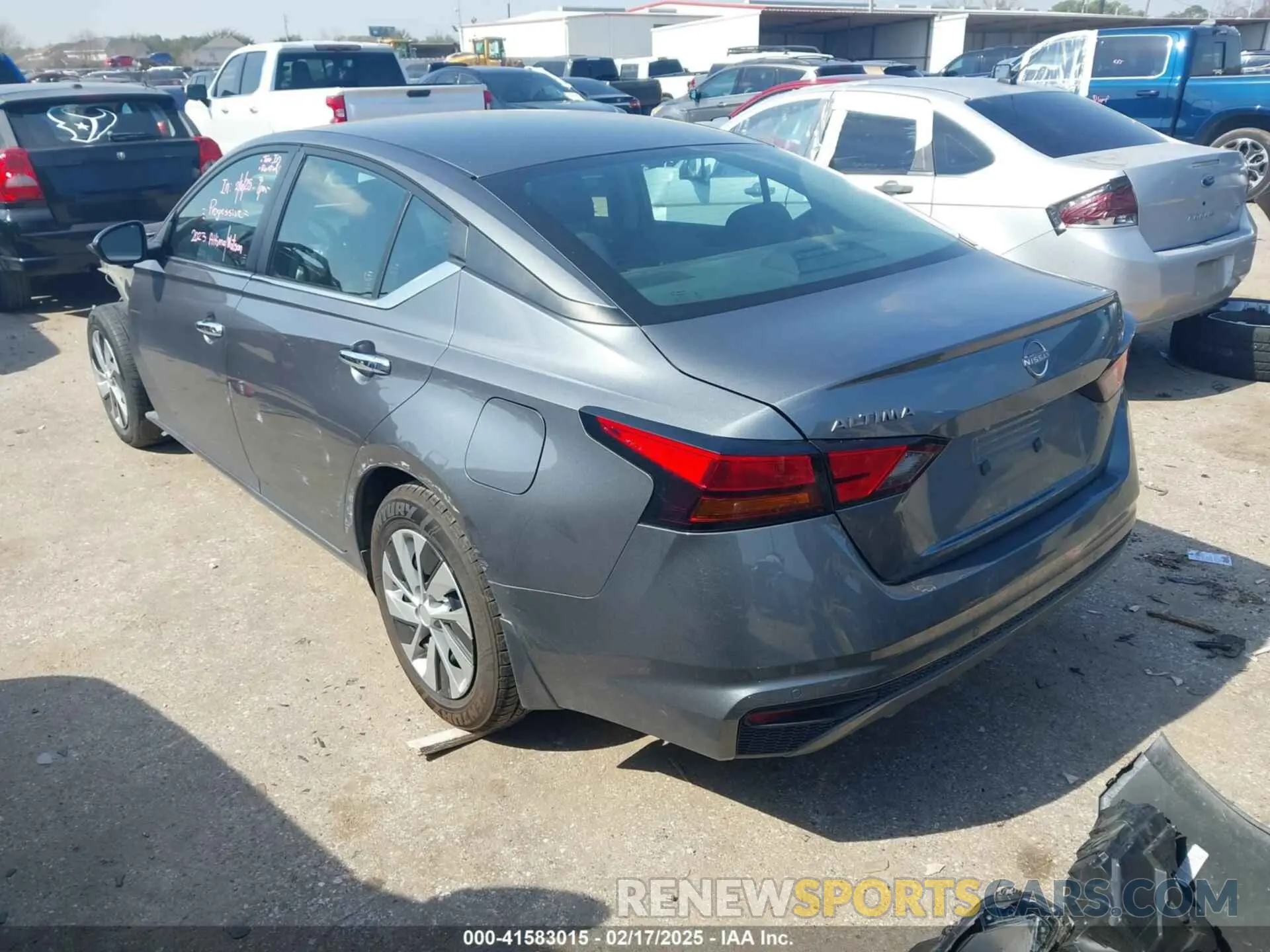 3 Фотография поврежденного автомобиля 1N4BL4BV7PN332567 NISSAN ALTIMA 2023