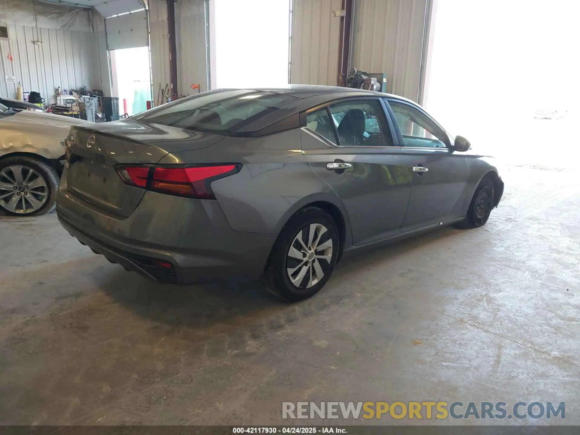 4 Фотография поврежденного автомобиля 1N4BL4BV7PN403654 NISSAN ALTIMA 2023