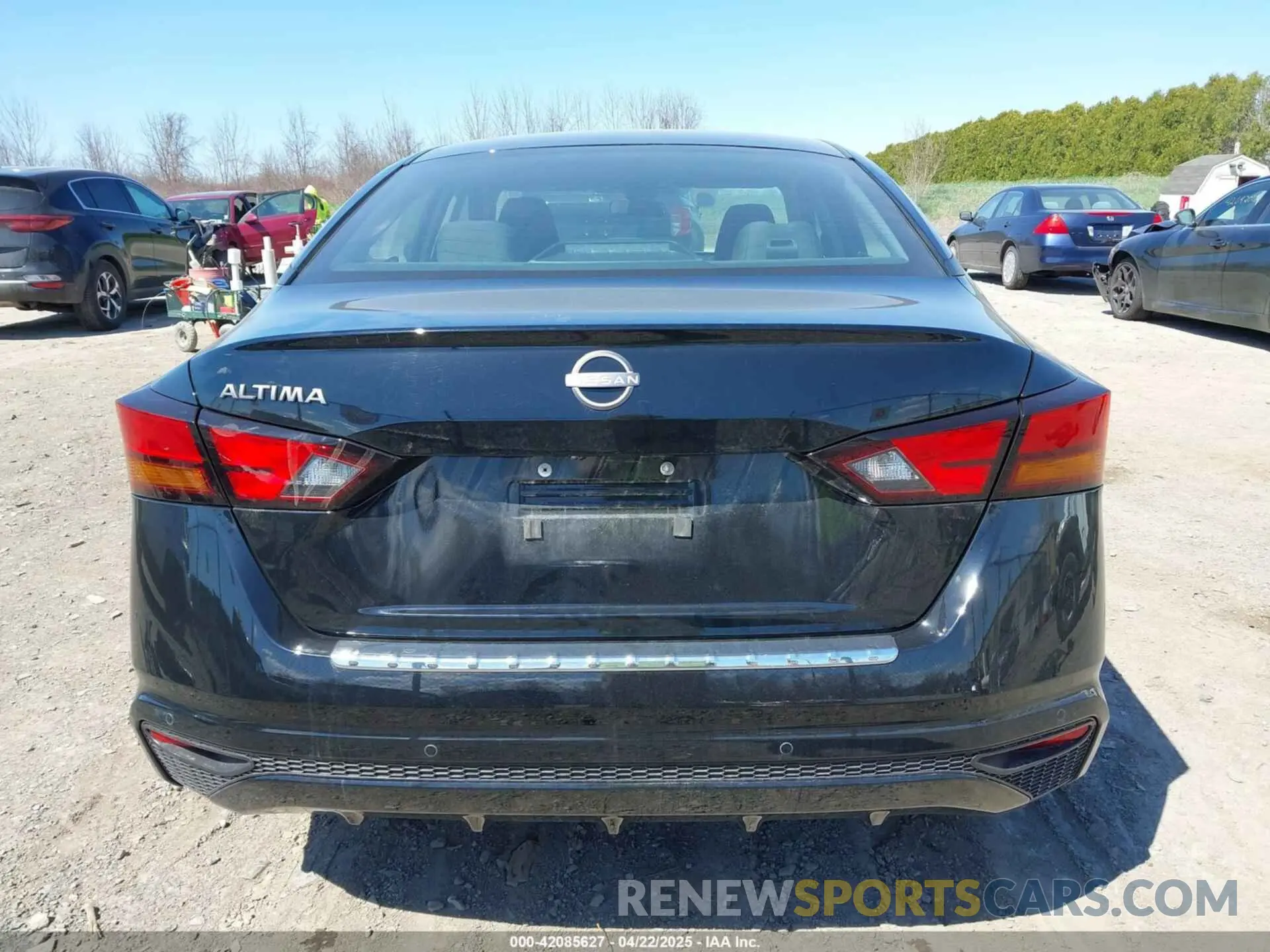 17 Photograph of a damaged car 1N4BL4BV7PN406621 NISSAN ALTIMA 2023