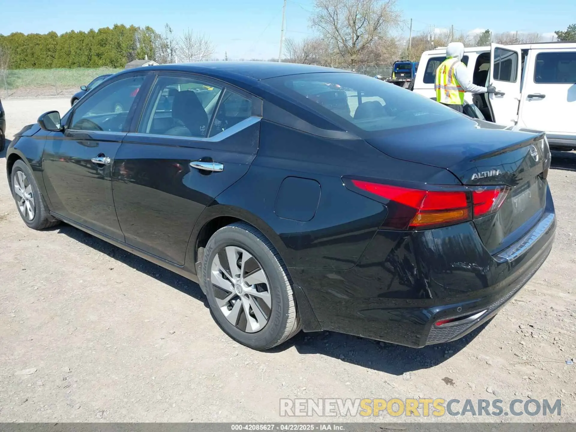 3 Photograph of a damaged car 1N4BL4BV7PN406621 NISSAN ALTIMA 2023