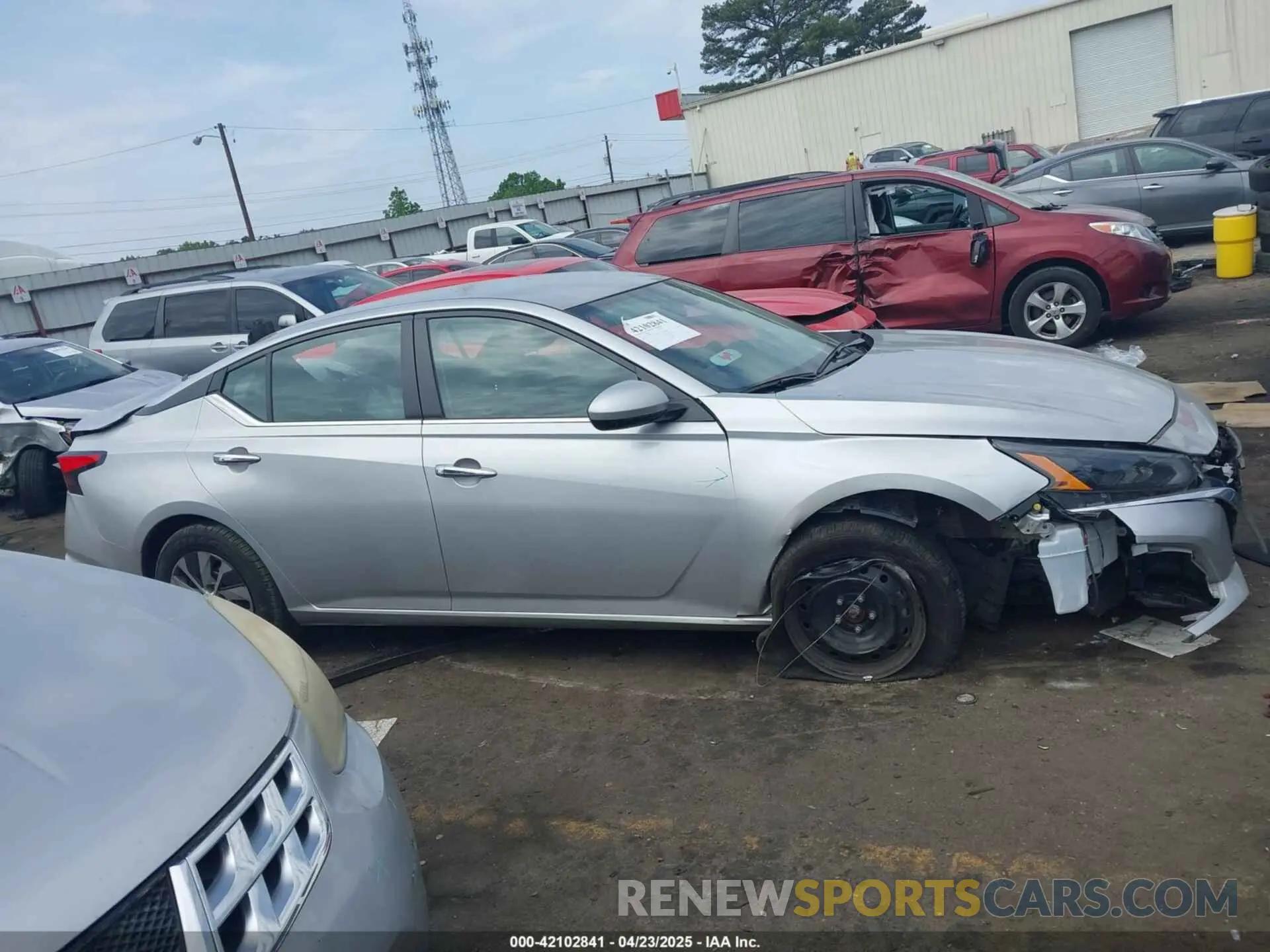 13 Photograph of a damaged car 1N4BL4BV8PN384077 NISSAN ALTIMA 2023
