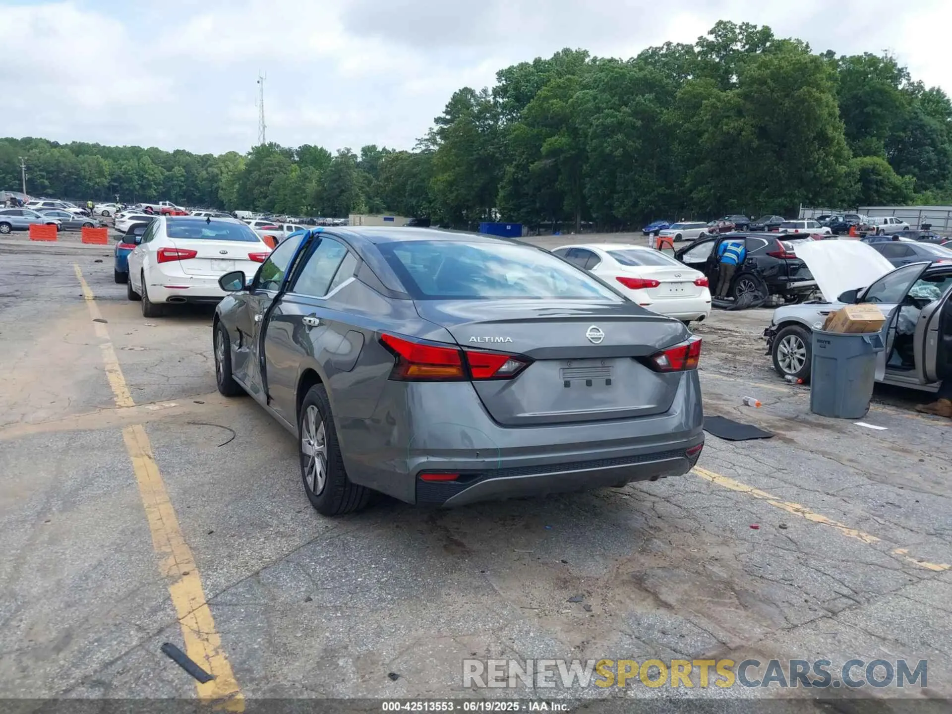3 Photograph of a damaged car 1N4BL4BV9PN318038 NISSAN ALTIMA 2023