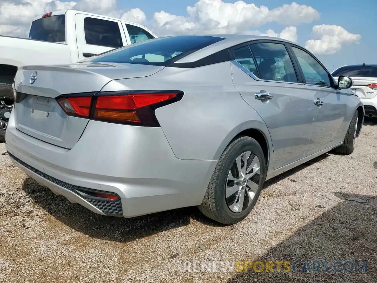 3 Photograph of a damaged car 1N4BL4BV9PN364632 NISSAN ALTIMA 2023