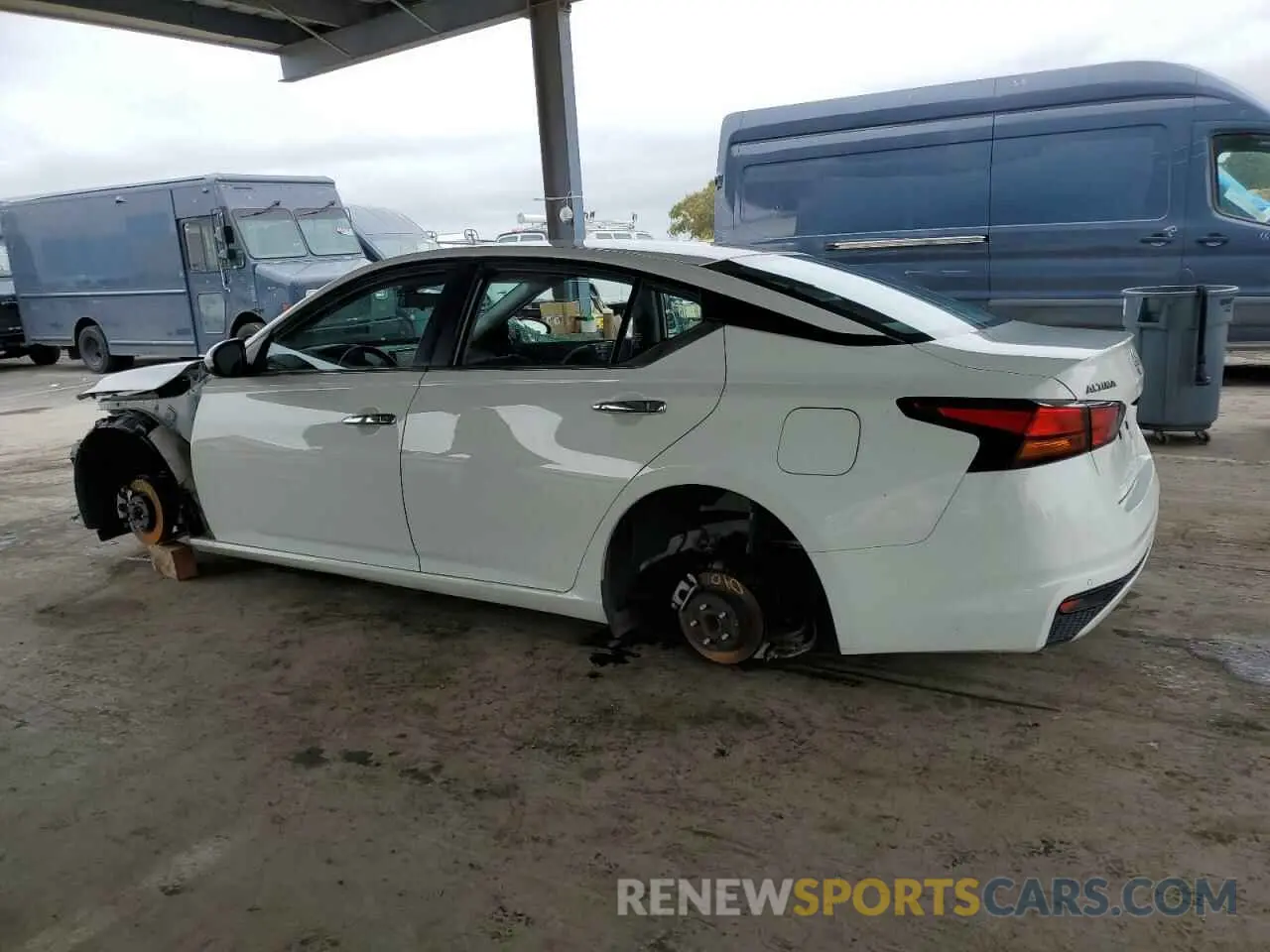 2 Photograph of a damaged car 1N4BL4BV9PN367918 NISSAN ALTIMA 2023