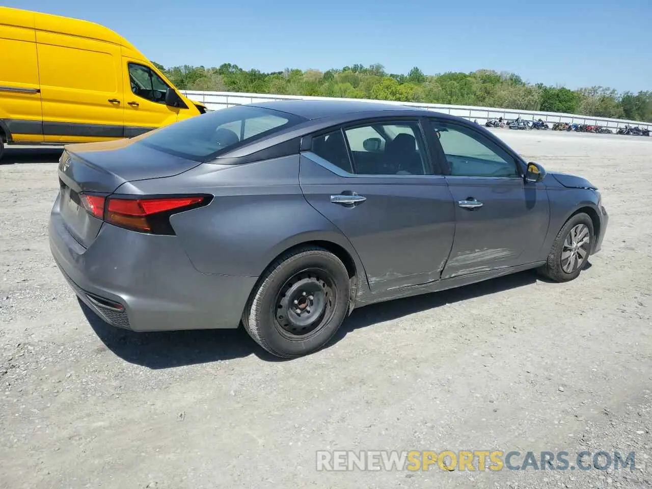 3 Фотография поврежденного автомобиля 1N4BL4BV9PN388610 NISSAN ALTIMA 2023