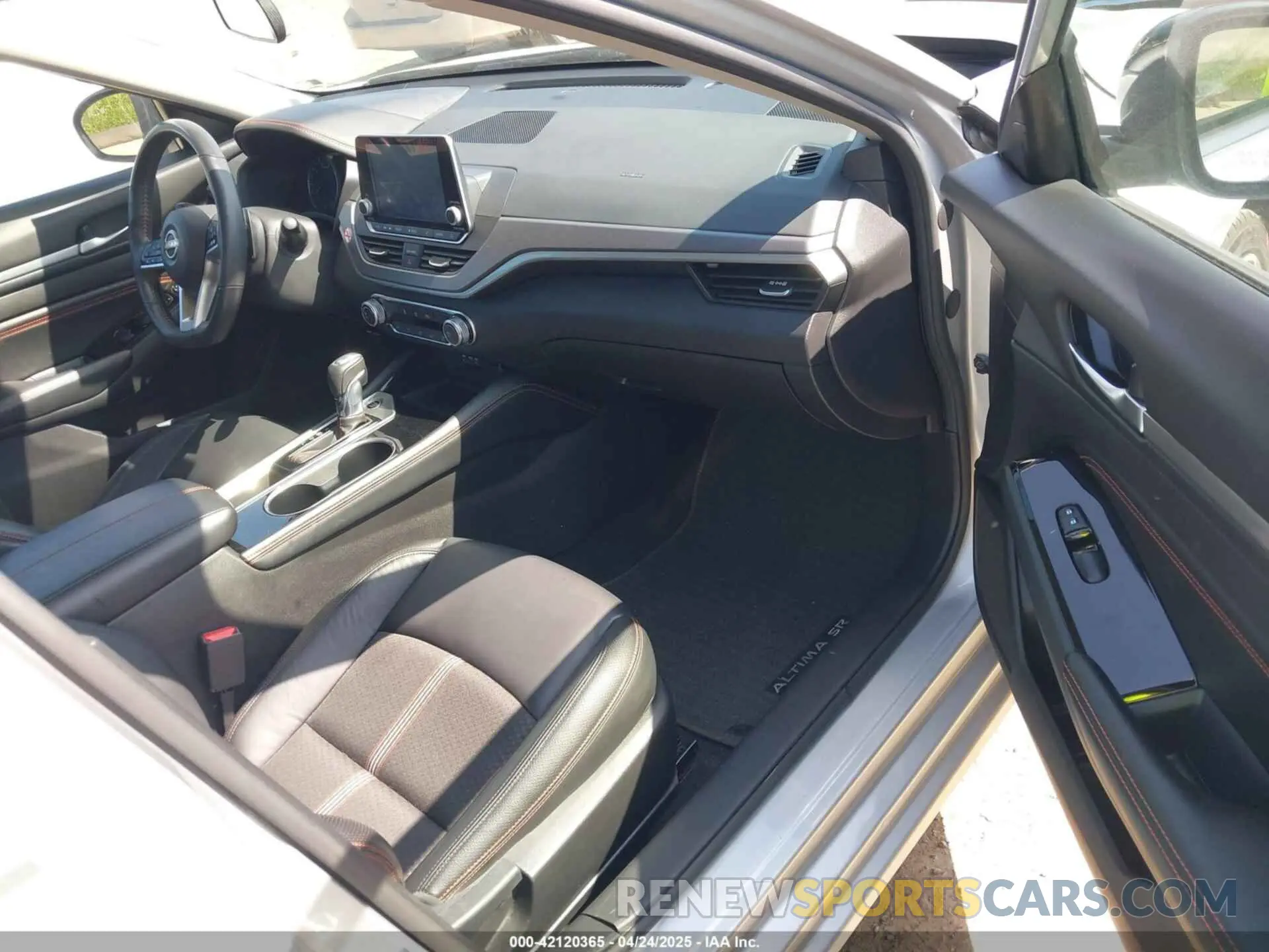 5 Фотография поврежденного автомобиля 1N4BL4CV0PN384623 NISSAN ALTIMA 2023