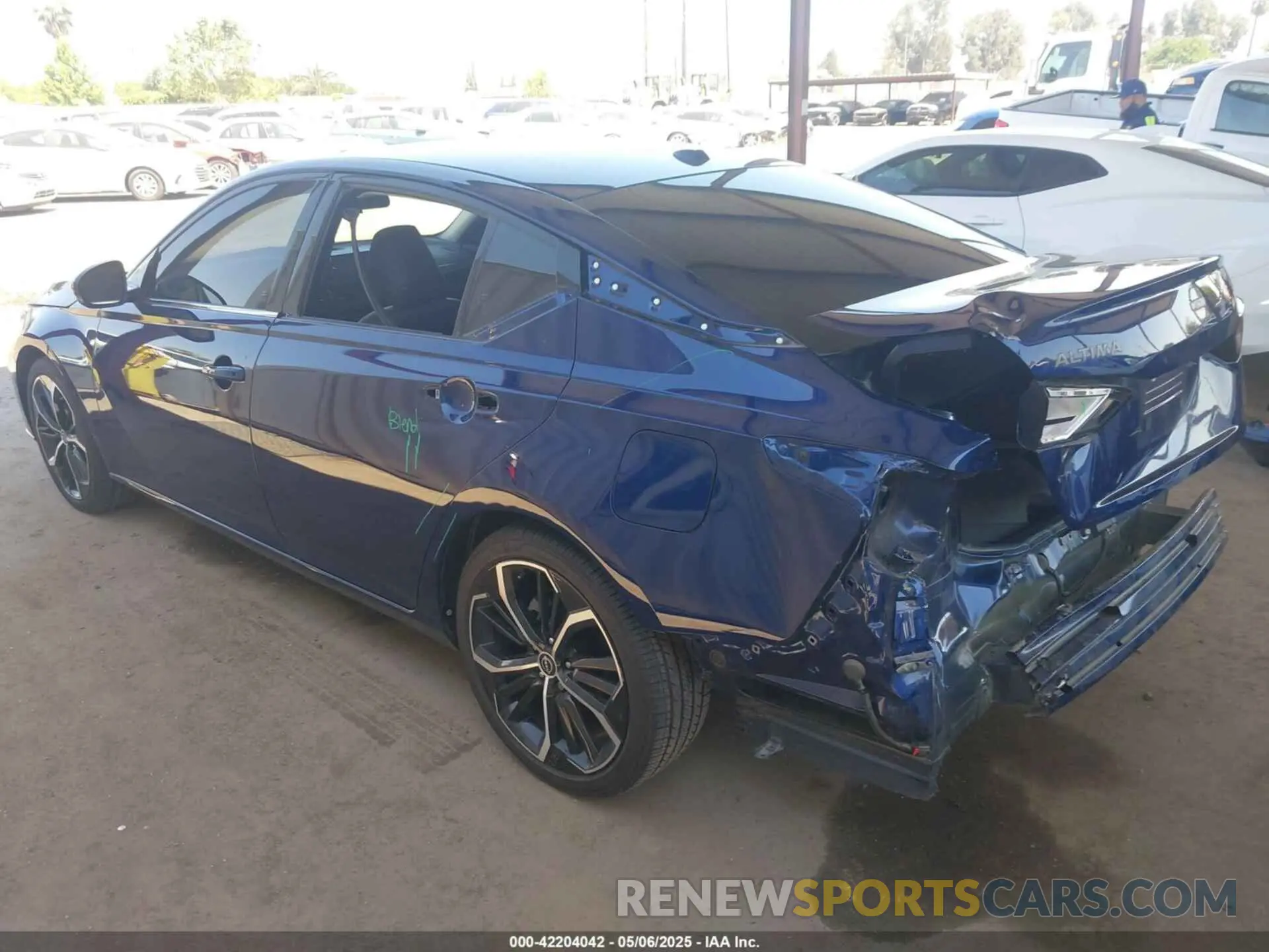3 Фотография поврежденного автомобиля 1N4BL4CV1PN416415 NISSAN ALTIMA 2023