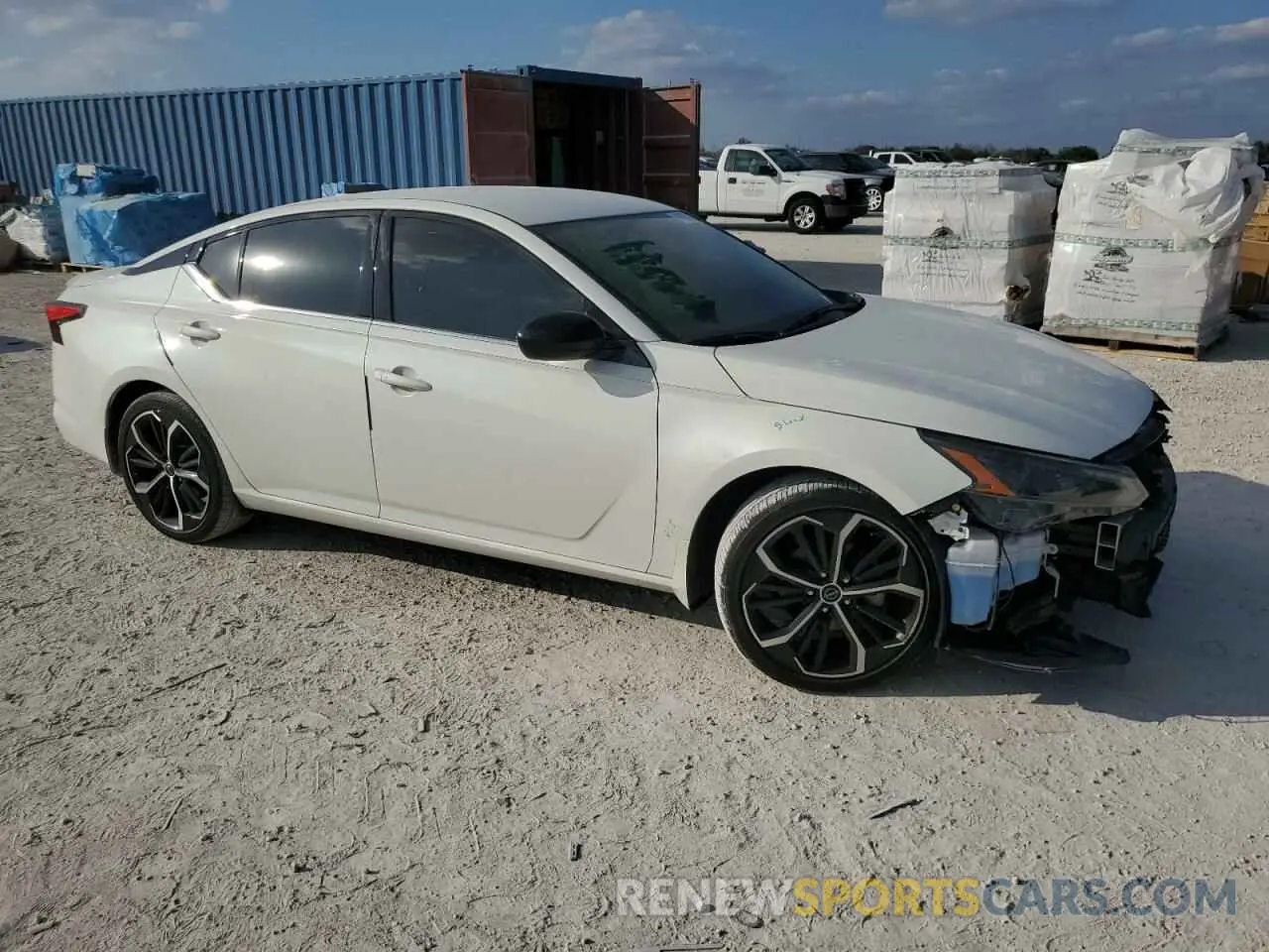 4 Фотография поврежденного автомобиля 1N4BL4CV2PN378130 NISSAN ALTIMA 2023