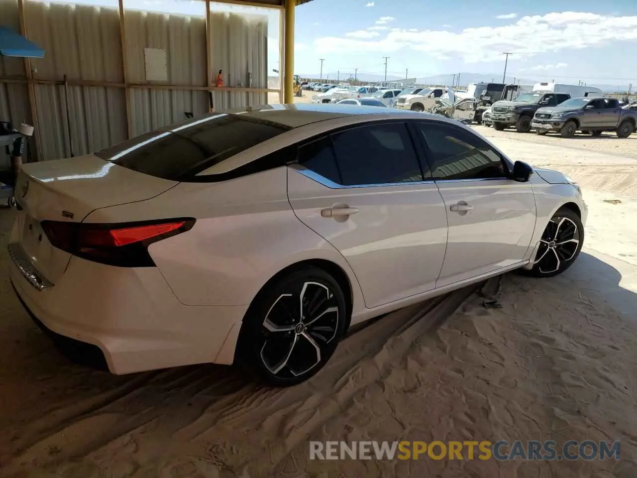 3 Фотография поврежденного автомобиля 1N4BL4CV3PN302593 NISSAN ALTIMA 2023