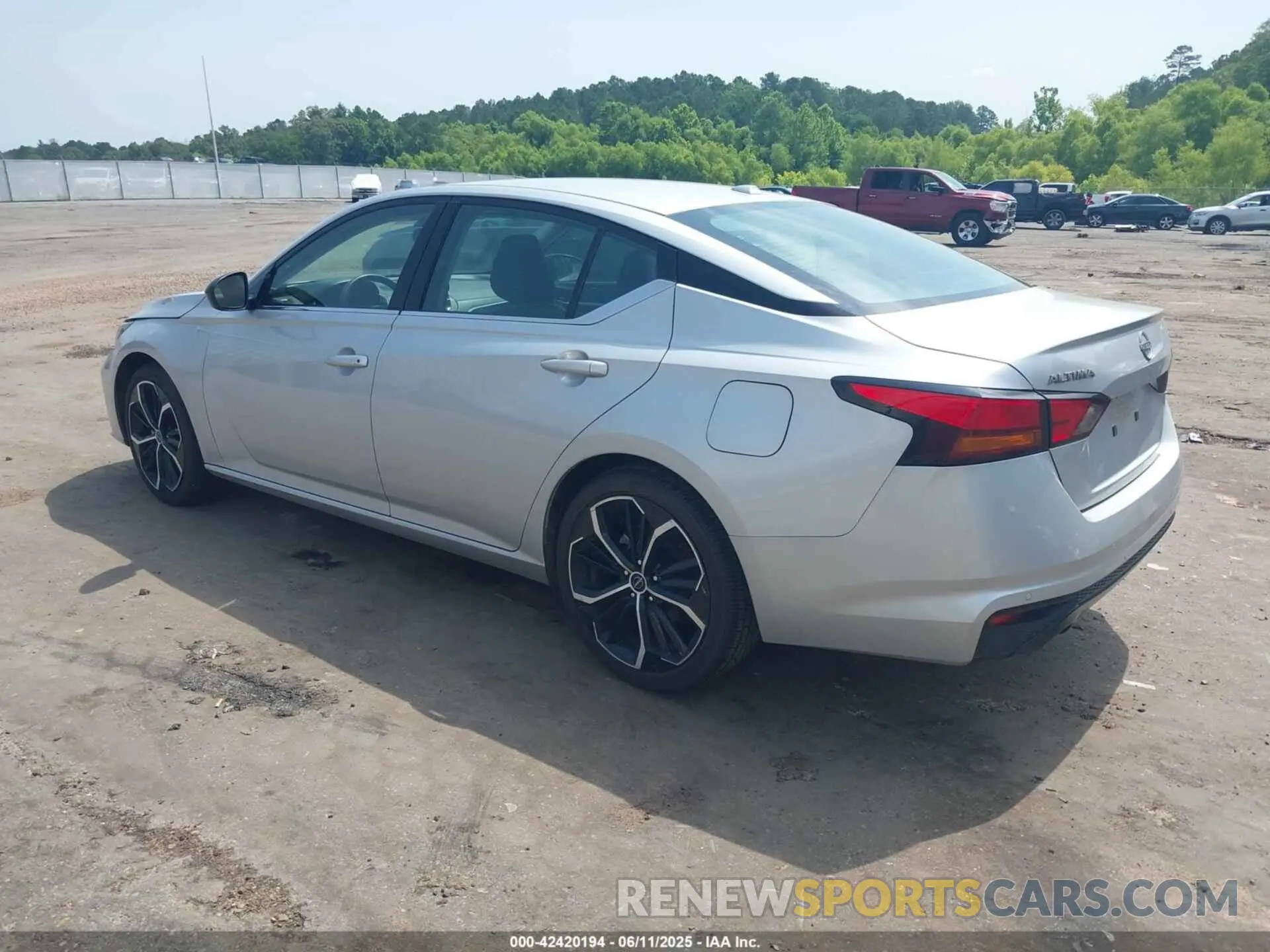 3 Фотография поврежденного автомобиля 1N4BL4CV3PN371333 NISSAN ALTIMA 2023