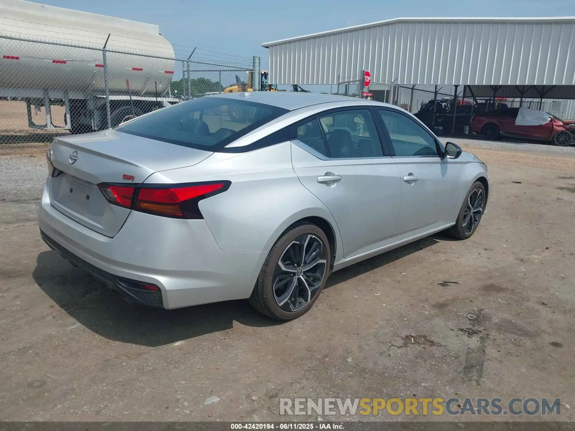 4 Фотография поврежденного автомобиля 1N4BL4CV3PN371333 NISSAN ALTIMA 2023
