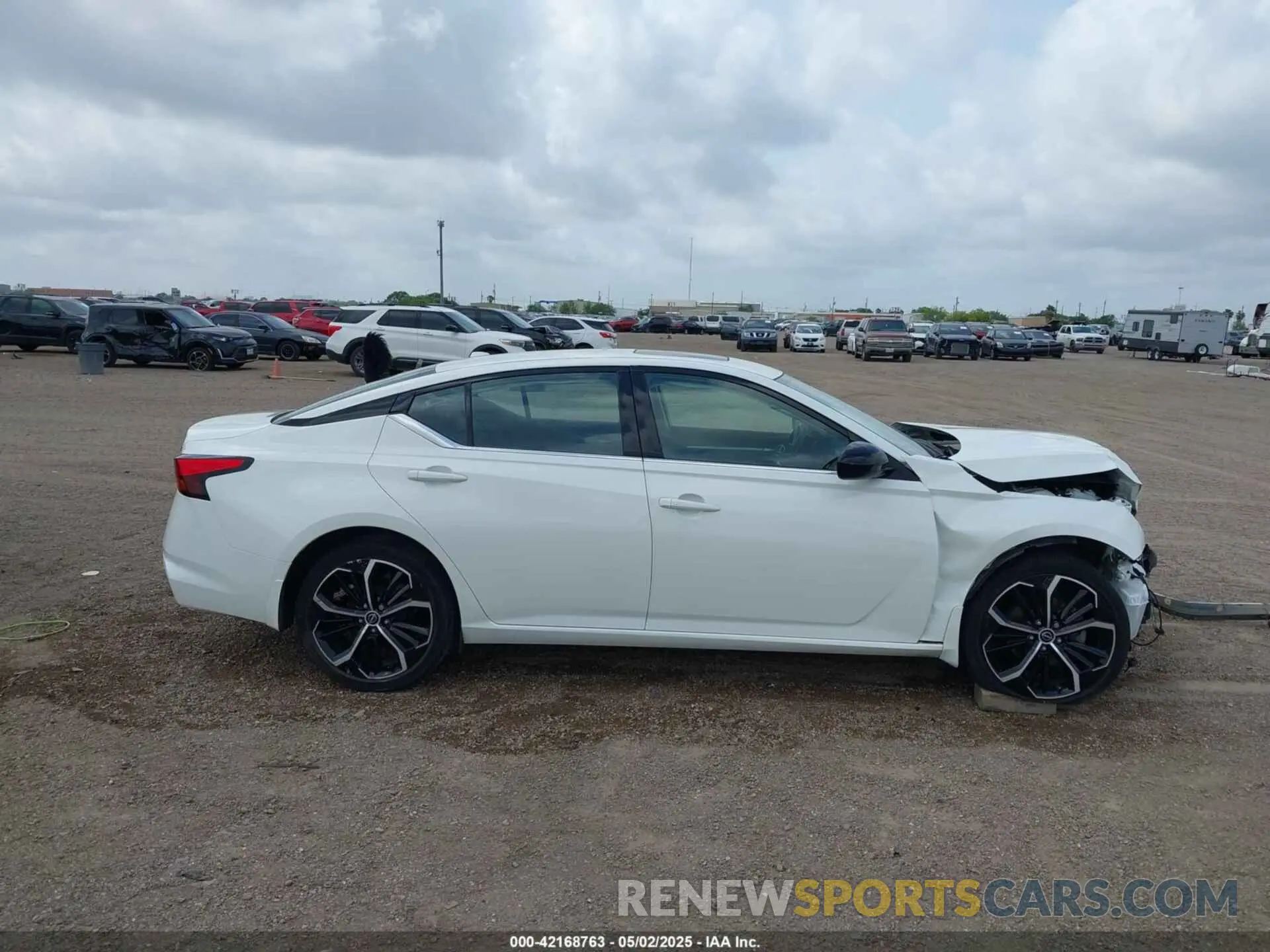 12 Фотография поврежденного автомобиля 1N4BL4CV3PN396779 NISSAN ALTIMA 2023