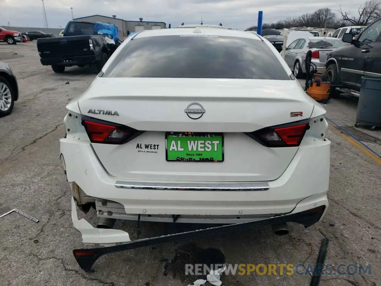 6 Photograph of a damaged car 1N4BL4CV3PN423723 NISSAN ALTIMA 2023