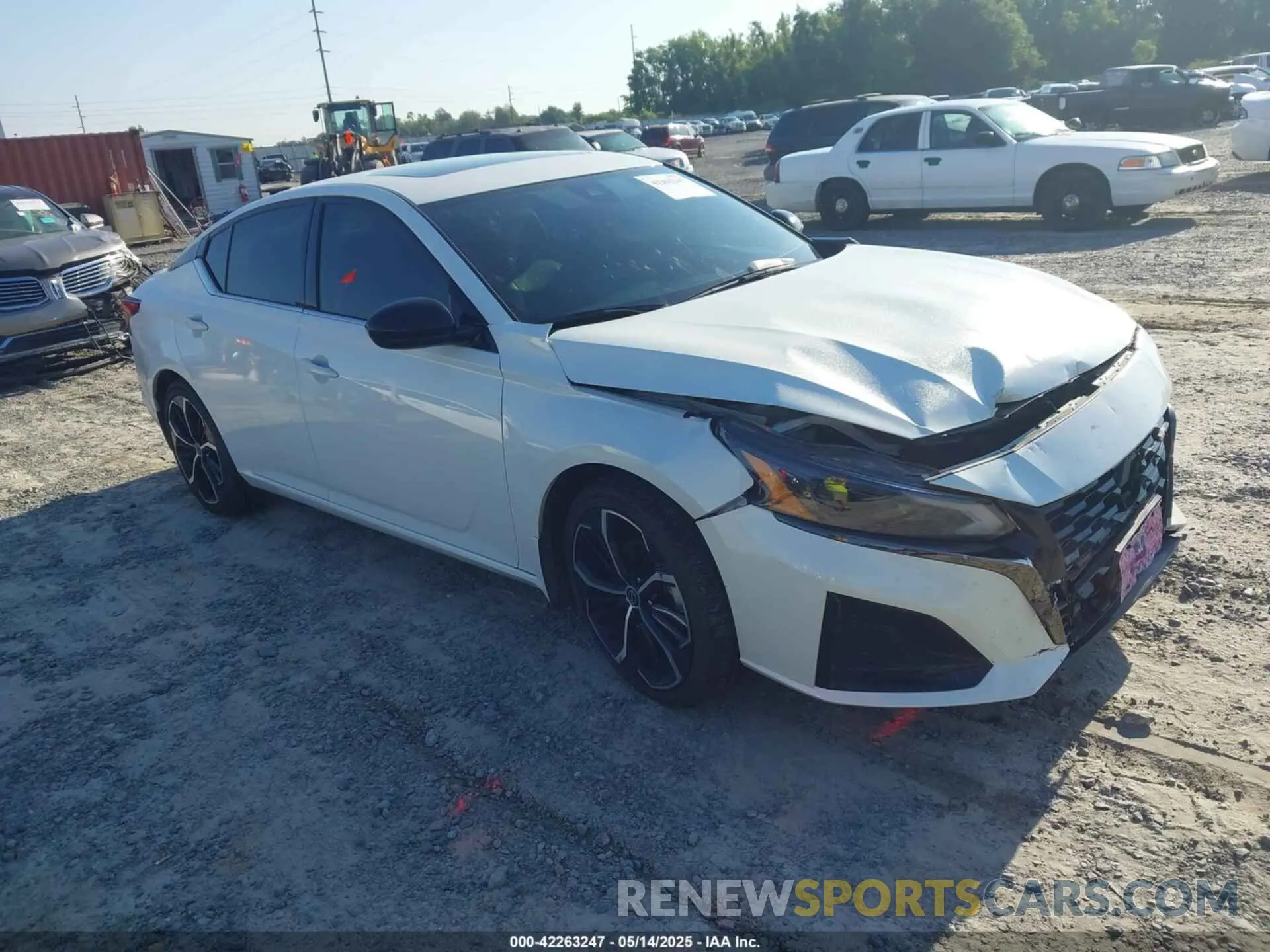 1 Photograph of a damaged car 1N4BL4CV5PN333957 NISSAN ALTIMA 2023