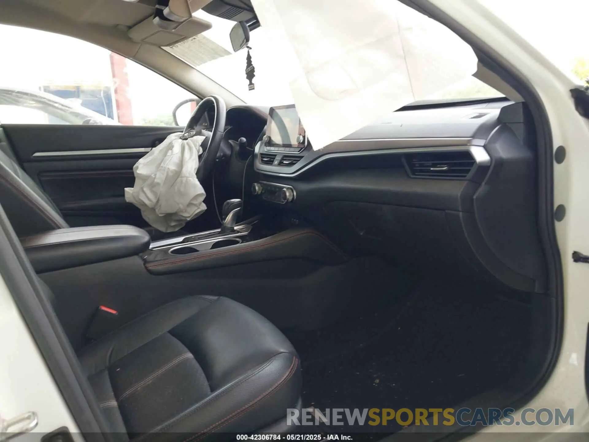 5 Photograph of a damaged car 1N4BL4CV5PN340441 NISSAN ALTIMA 2023
