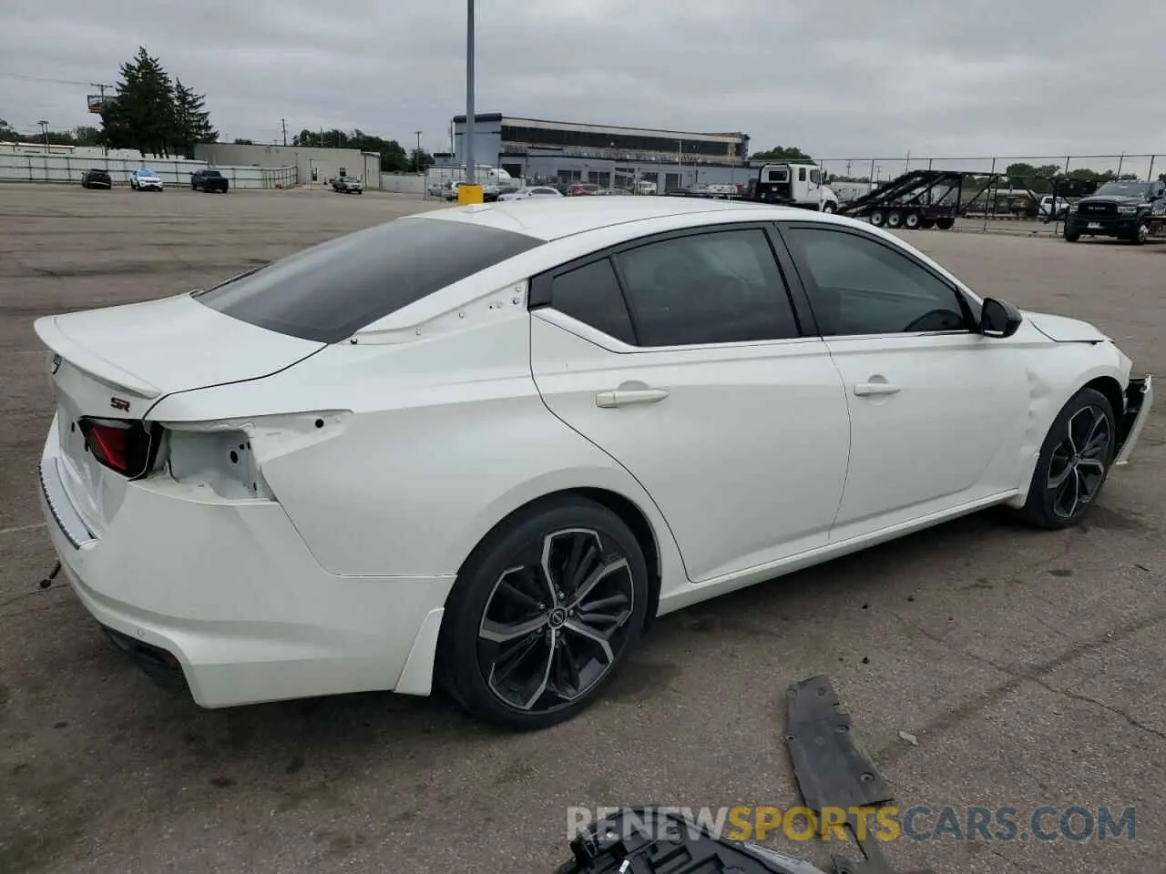 3 Photograph of a damaged car 1N4BL4CV7PN318537 NISSAN ALTIMA 2023