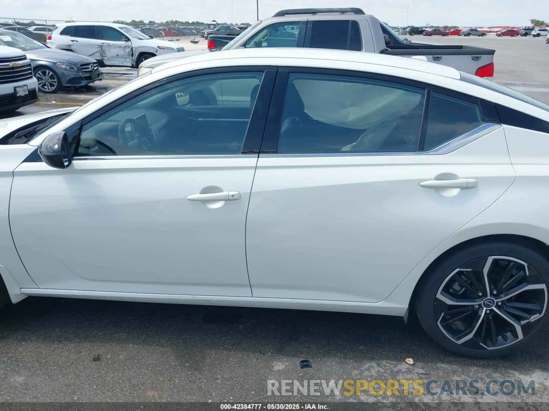 14 Фотография поврежденного автомобиля 1N4BL4CVXPN355615 NISSAN ALTIMA 2023