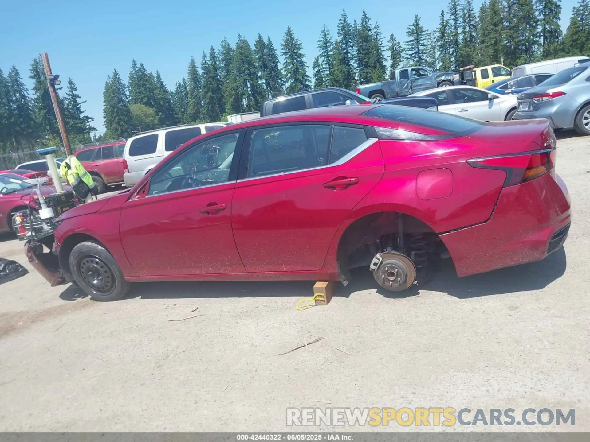14 Photograph of a damaged car 1N4BL4CVXPN366548 NISSAN ALTIMA 2023
