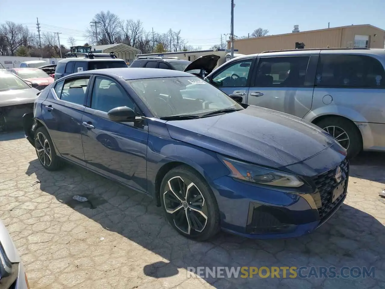 4 Фотография поврежденного автомобиля 1N4BL4CW2PN304019 NISSAN ALTIMA 2023