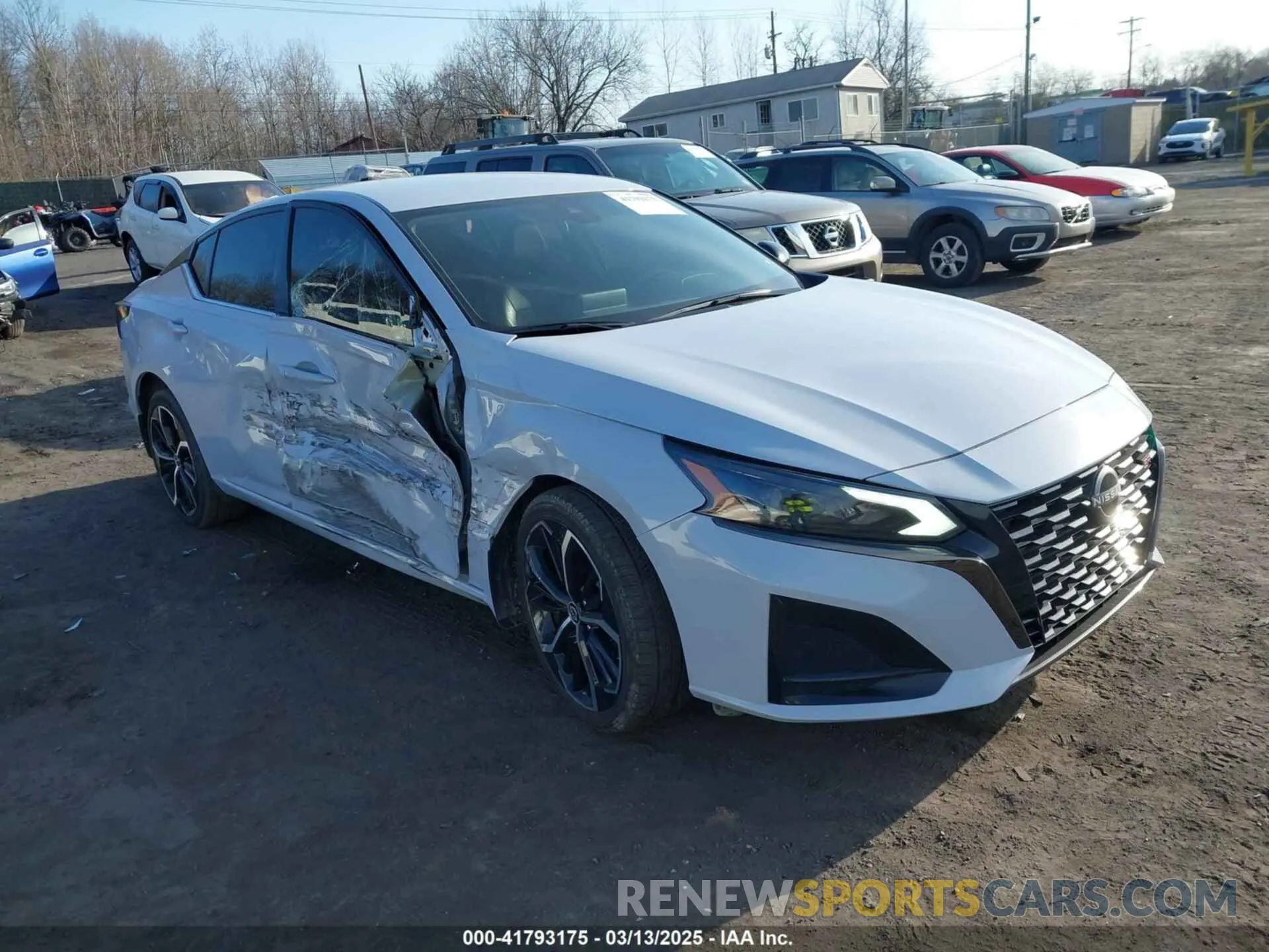 1 Фотография поврежденного автомобиля 1N4BL4CW3PN350703 NISSAN ALTIMA 2023