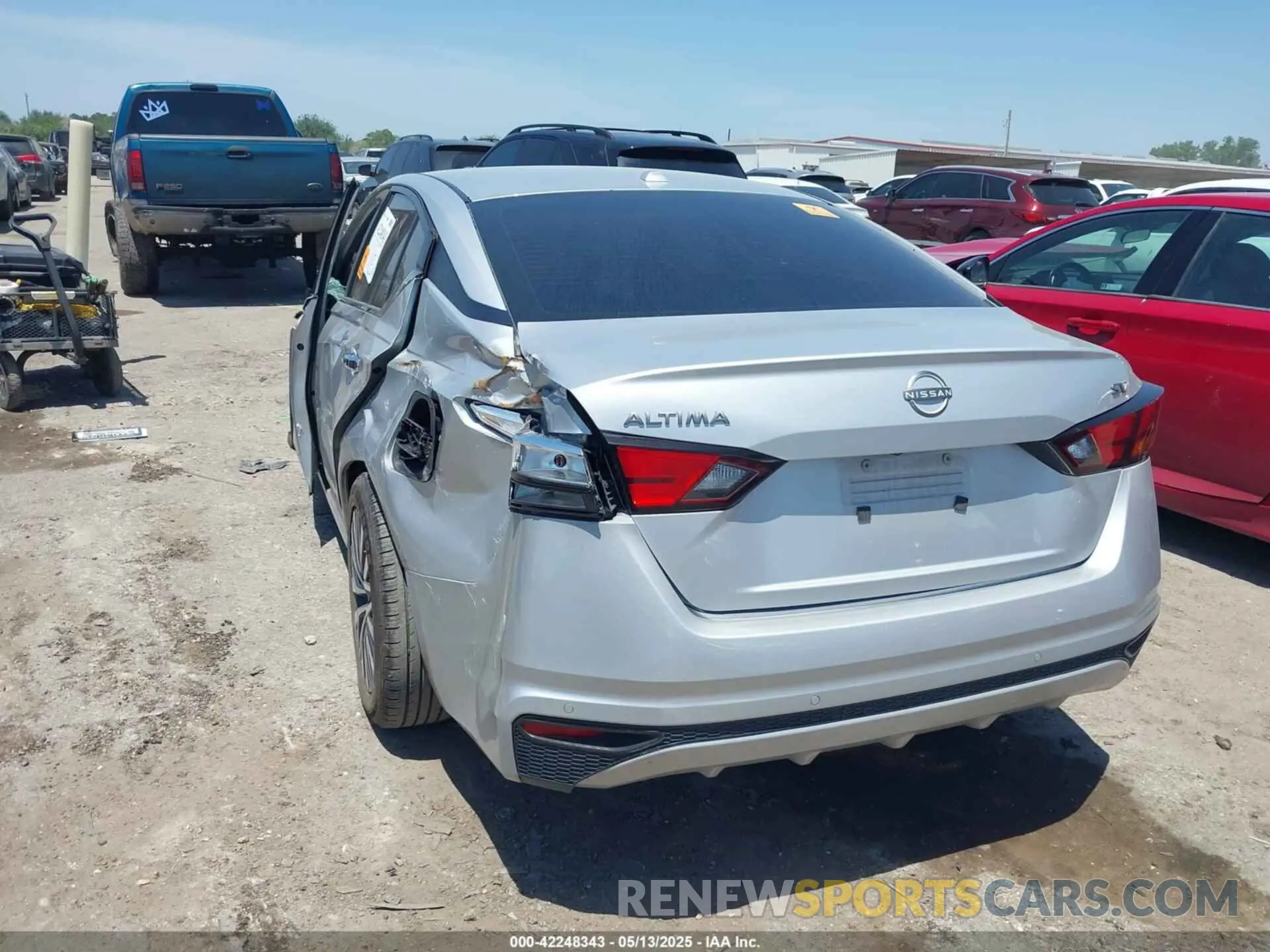 3 Фотография поврежденного автомобиля 1N4BL4DV0PN330284 NISSAN ALTIMA 2023
