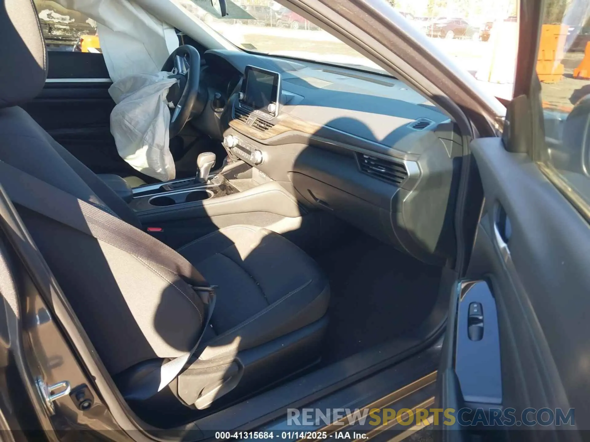 5 Photograph of a damaged car 1N4BL4DV0PN398701 NISSAN ALTIMA 2023