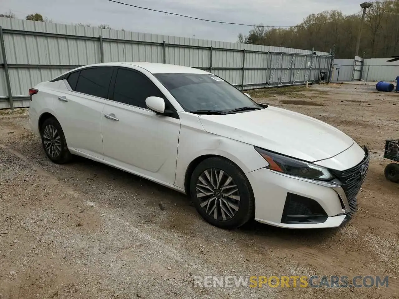 4 Фотография поврежденного автомобиля 1N4BL4DV1PN383639 NISSAN ALTIMA 2023