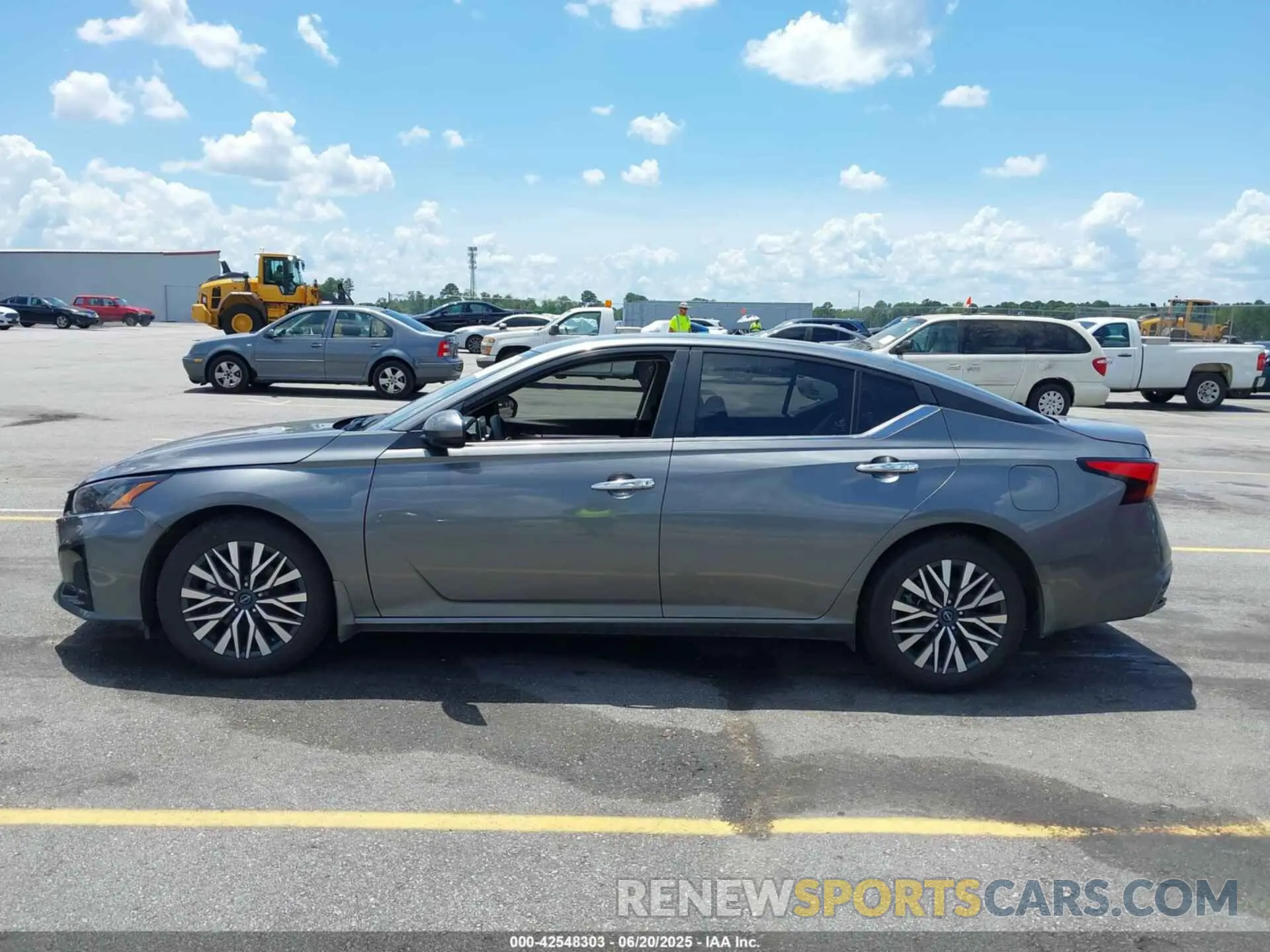 14 Photograph of a damaged car 1N4BL4DV1PN397380 NISSAN ALTIMA 2023