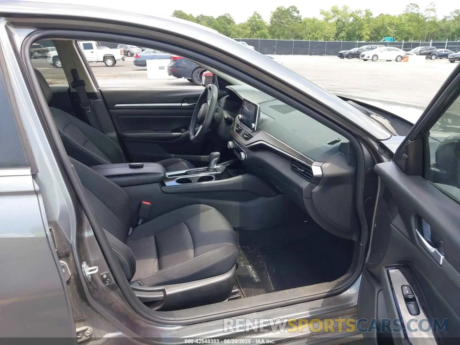 5 Photograph of a damaged car 1N4BL4DV1PN397380 NISSAN ALTIMA 2023