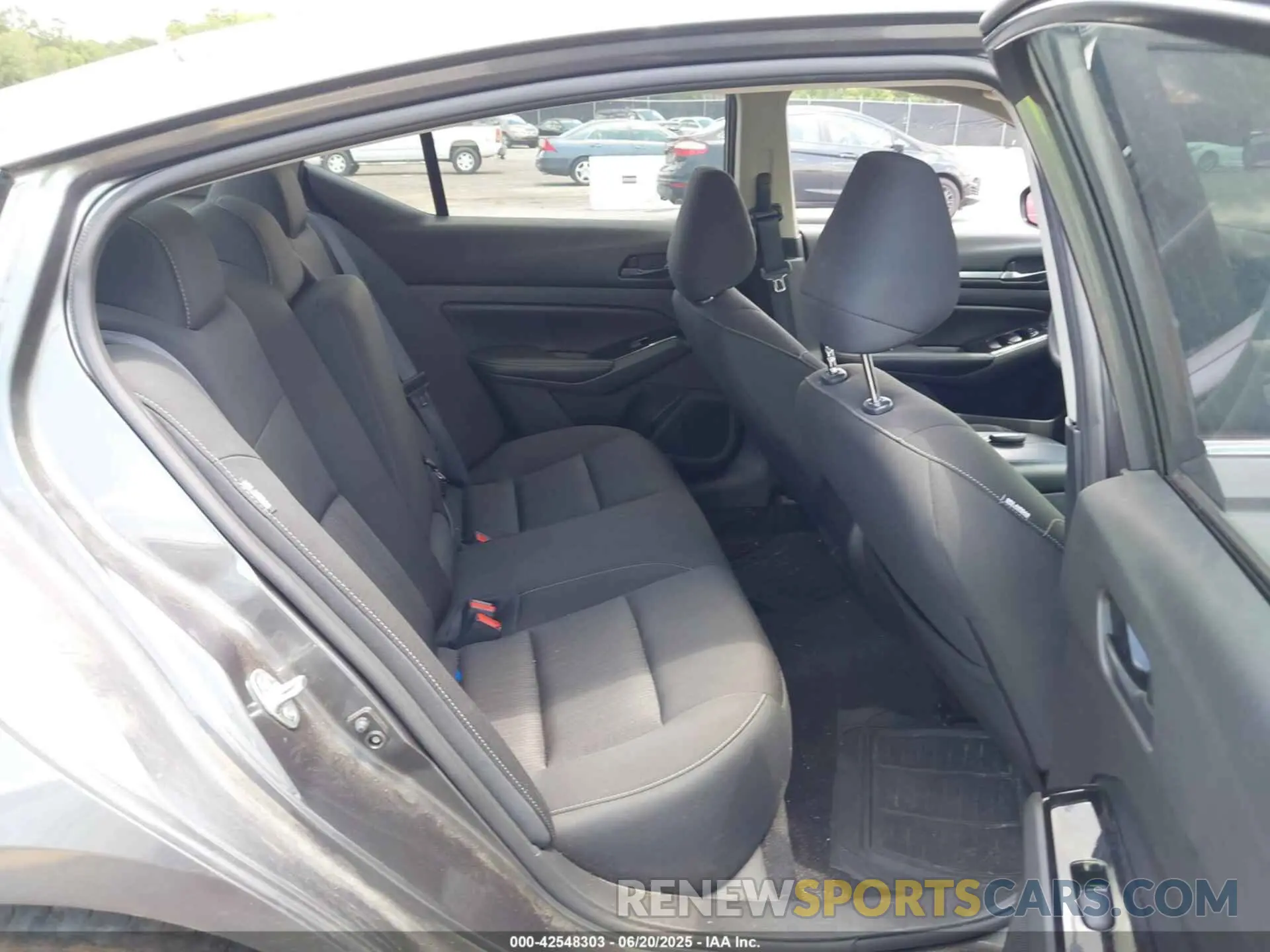 8 Photograph of a damaged car 1N4BL4DV1PN397380 NISSAN ALTIMA 2023