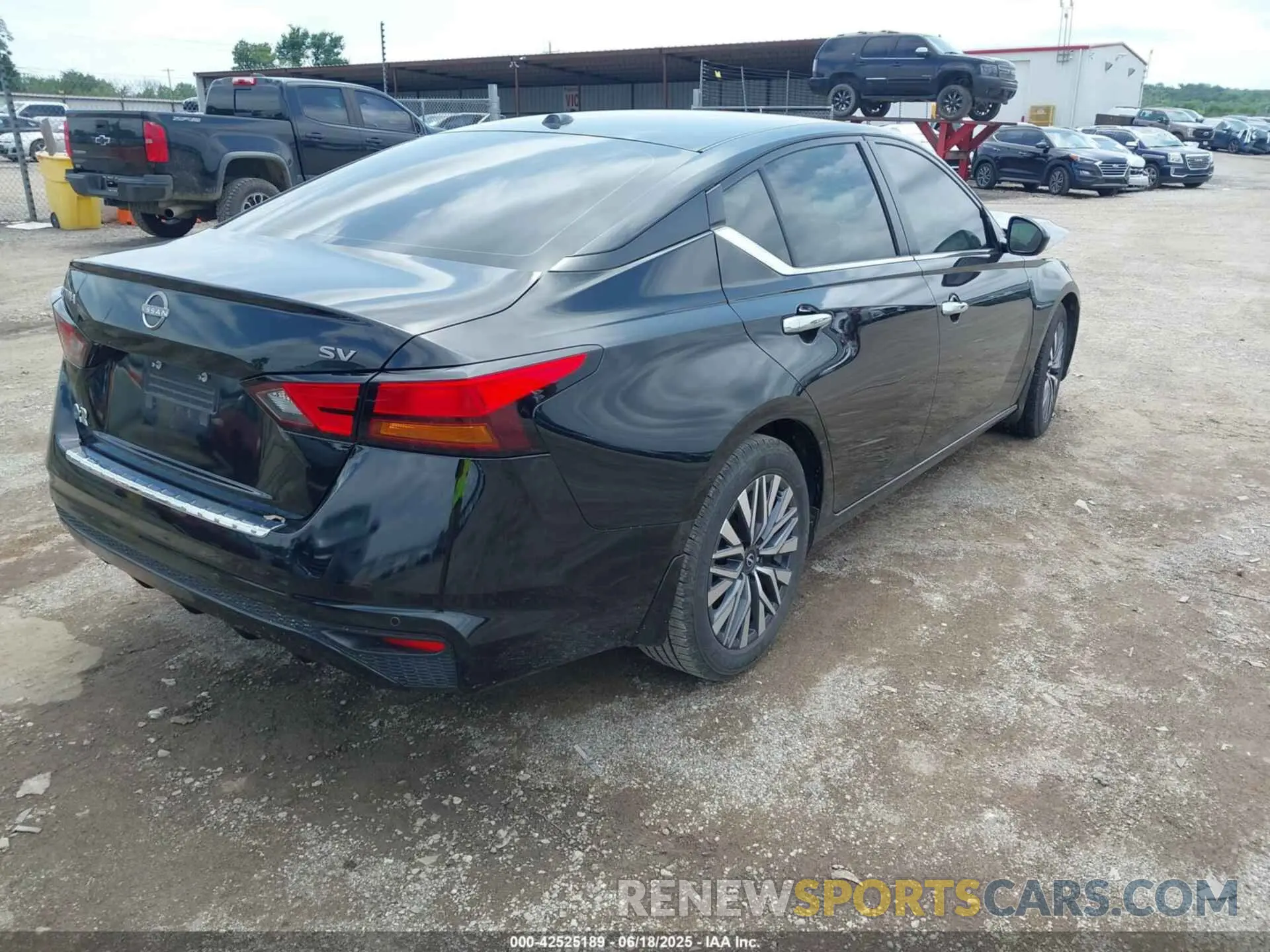 4 Фотография поврежденного автомобиля 1N4BL4DV2PN301997 NISSAN ALTIMA 2023