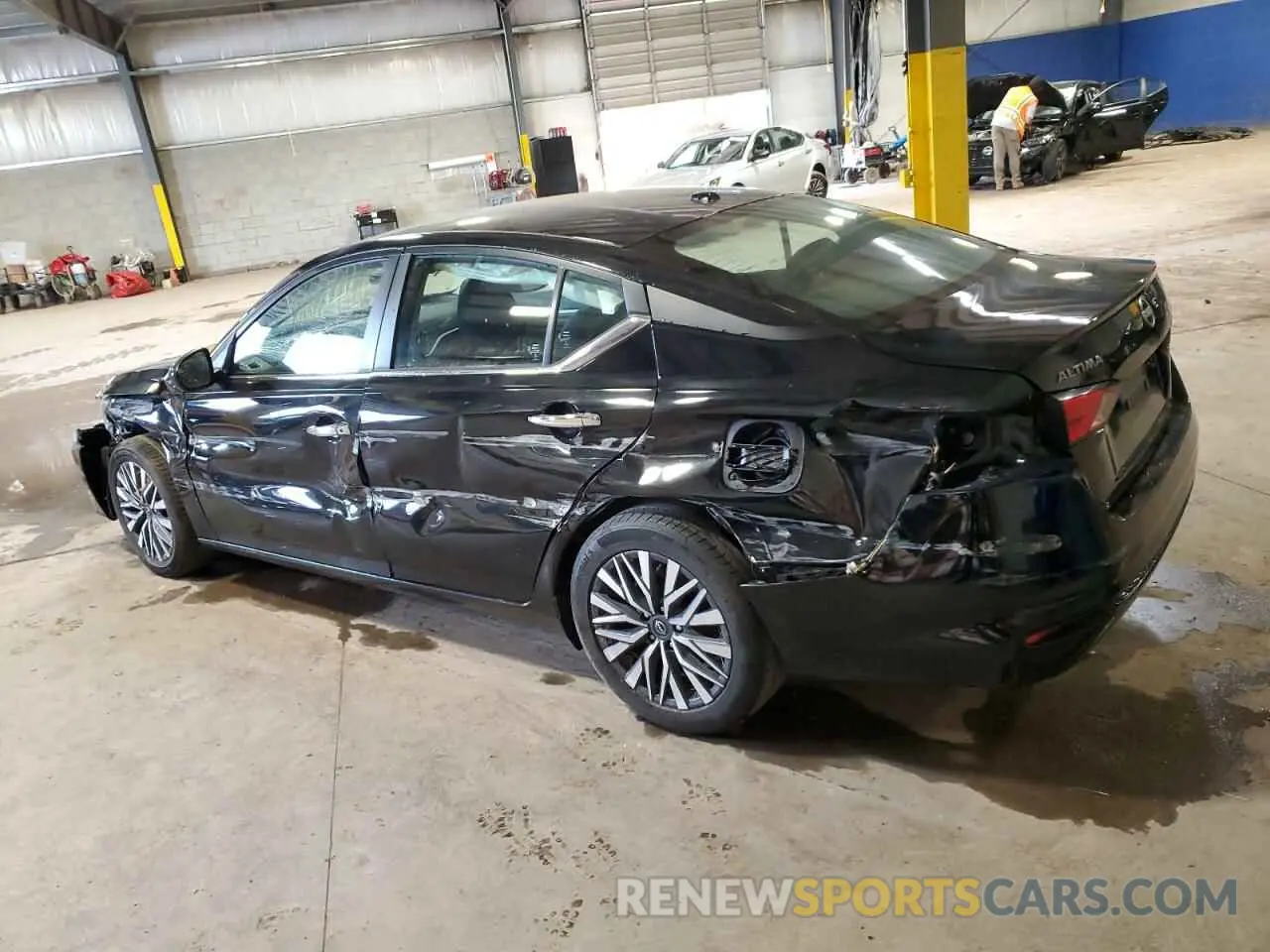 2 Фотография поврежденного автомобиля 1N4BL4DV2PN389532 NISSAN ALTIMA 2023