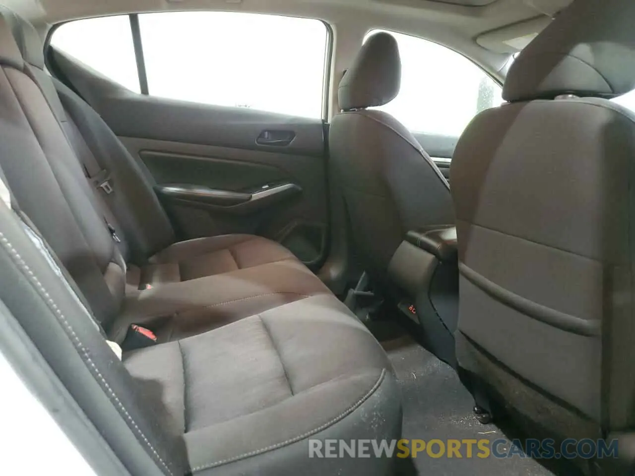 10 Фотография поврежденного автомобиля 1N4BL4DV2PN396190 NISSAN ALTIMA 2023