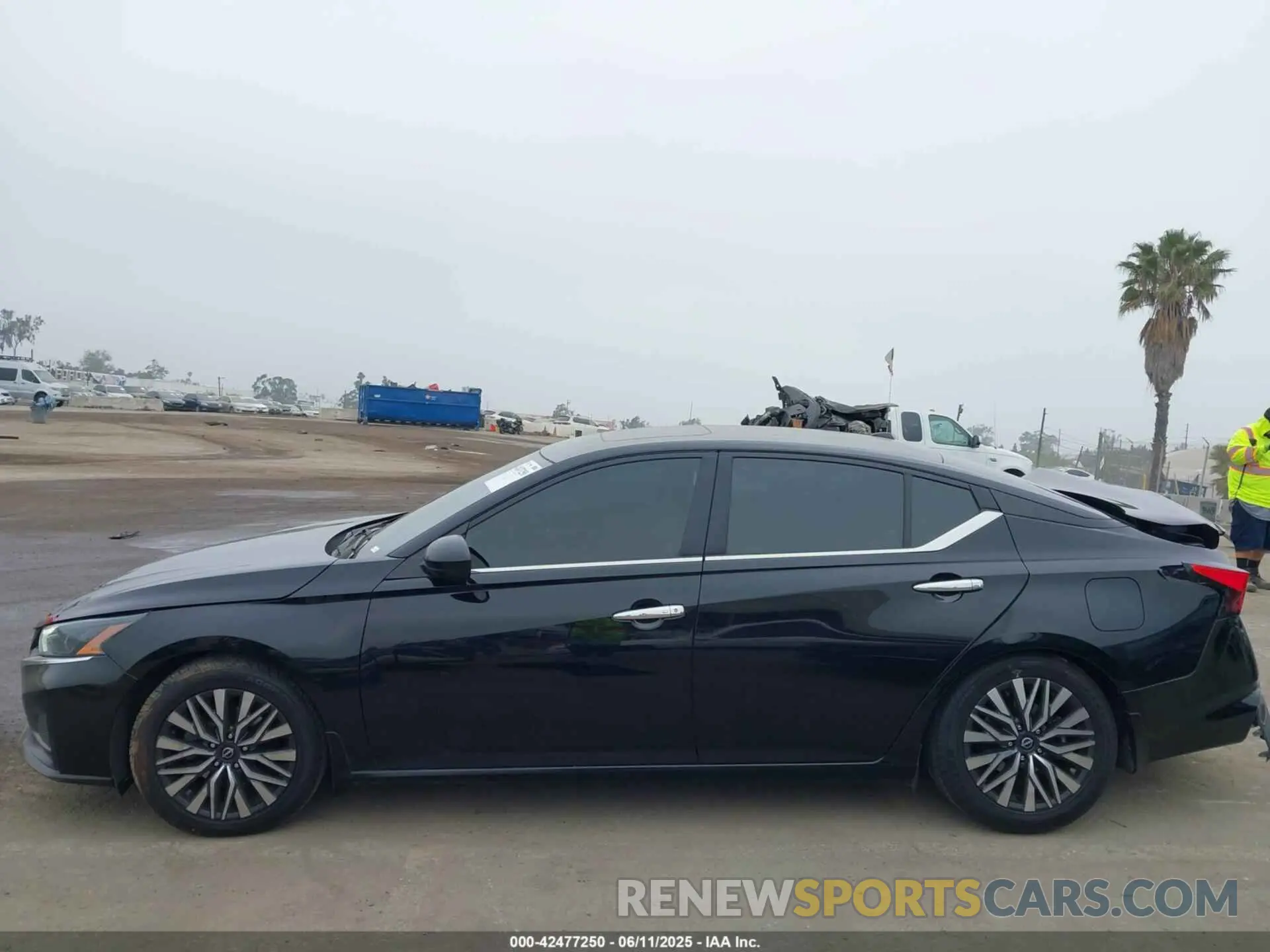 14 Фотография поврежденного автомобиля 1N4BL4DV3PN317772 NISSAN ALTIMA 2023
