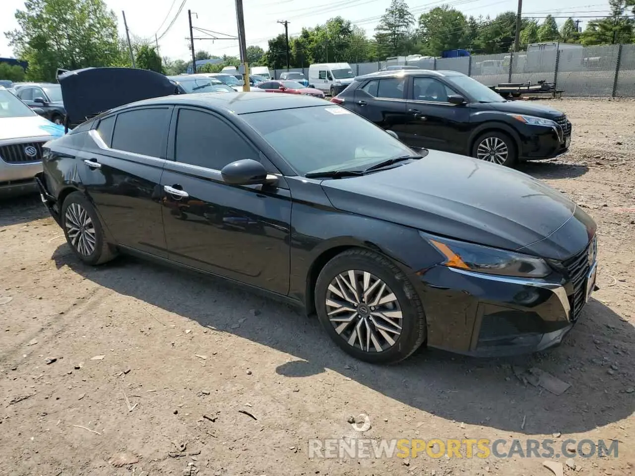 4 Фотография поврежденного автомобиля 1N4BL4DV3PN332174 NISSAN ALTIMA 2023