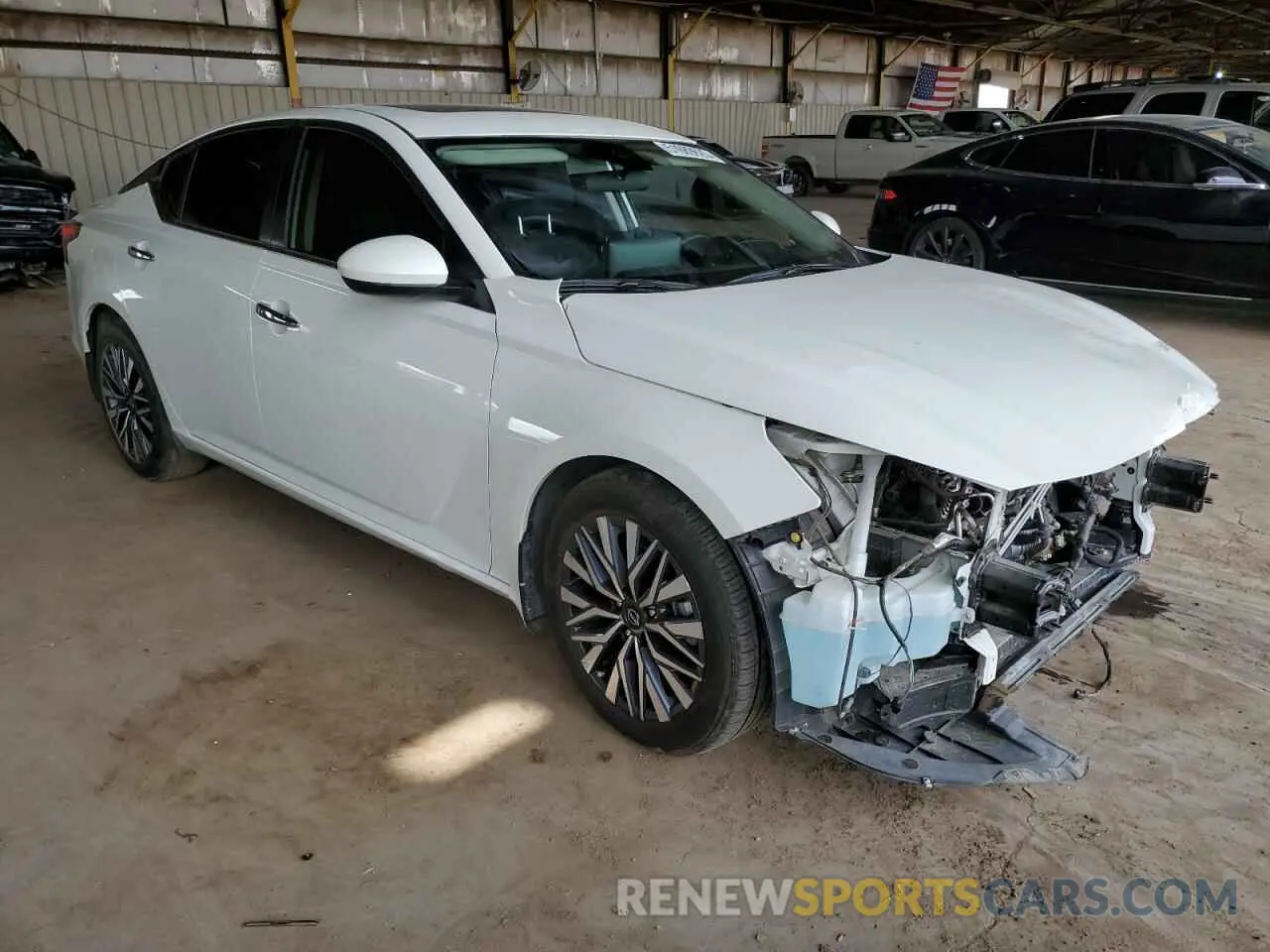4 Photograph of a damaged car 1N4BL4DV3PN336211 NISSAN ALTIMA 2023