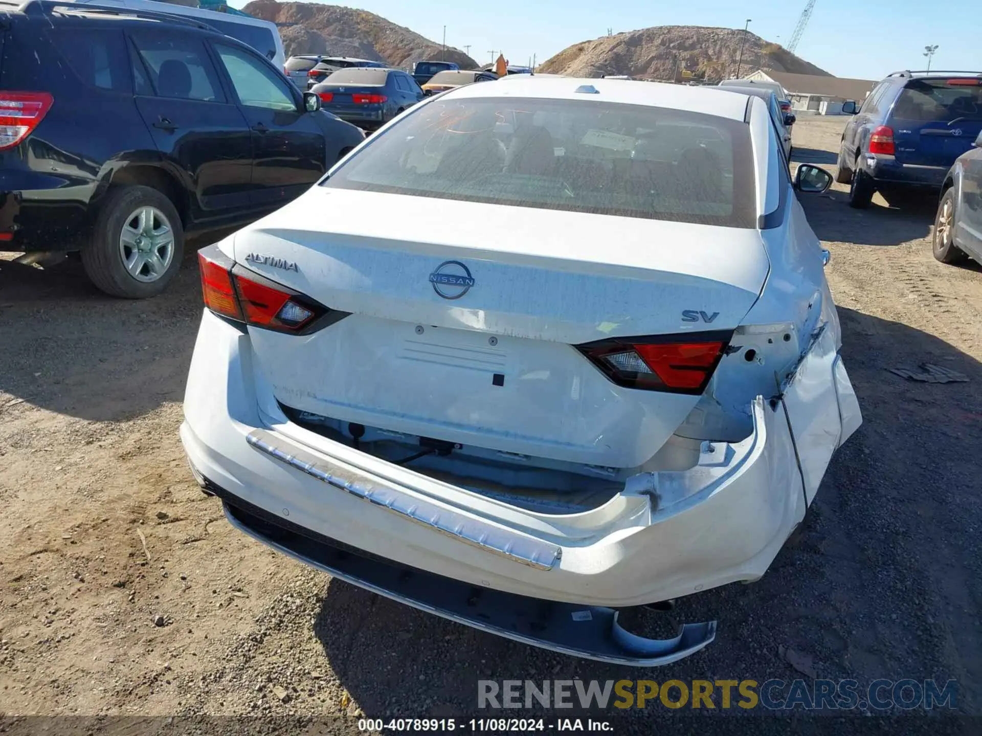 18 Photograph of a damaged car 1N4BL4DV3PN376465 NISSAN ALTIMA 2023