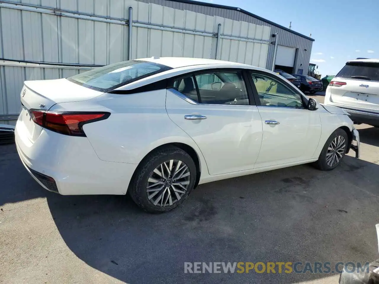 3 Фотография поврежденного автомобиля 1N4BL4DV4PN343944 NISSAN ALTIMA 2023
