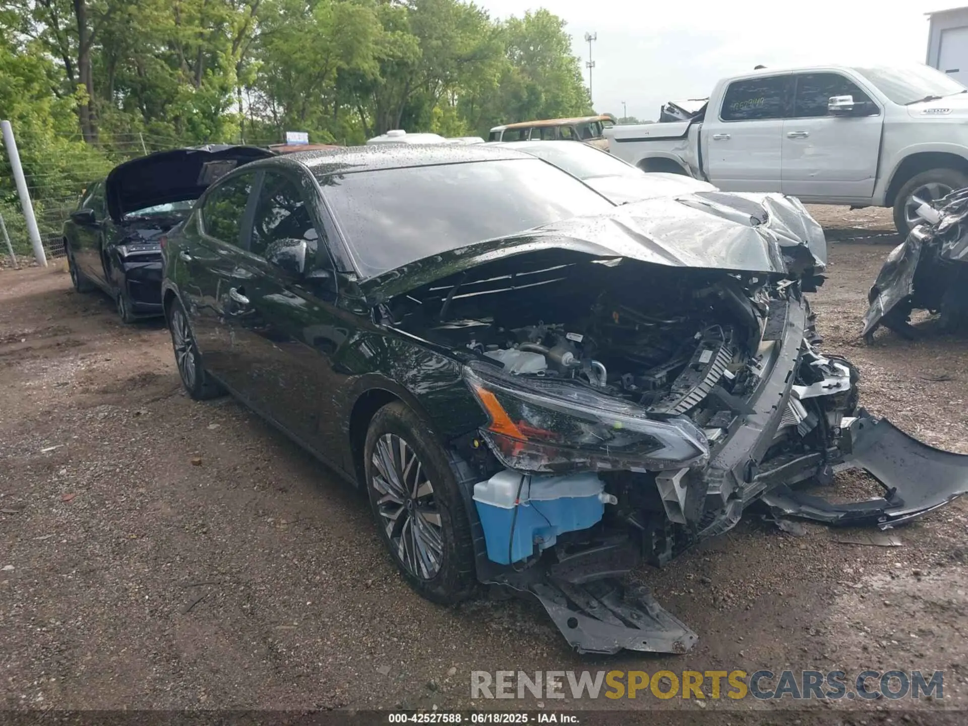 1 Photograph of a damaged car 1N4BL4DV5PN370800 NISSAN ALTIMA 2023