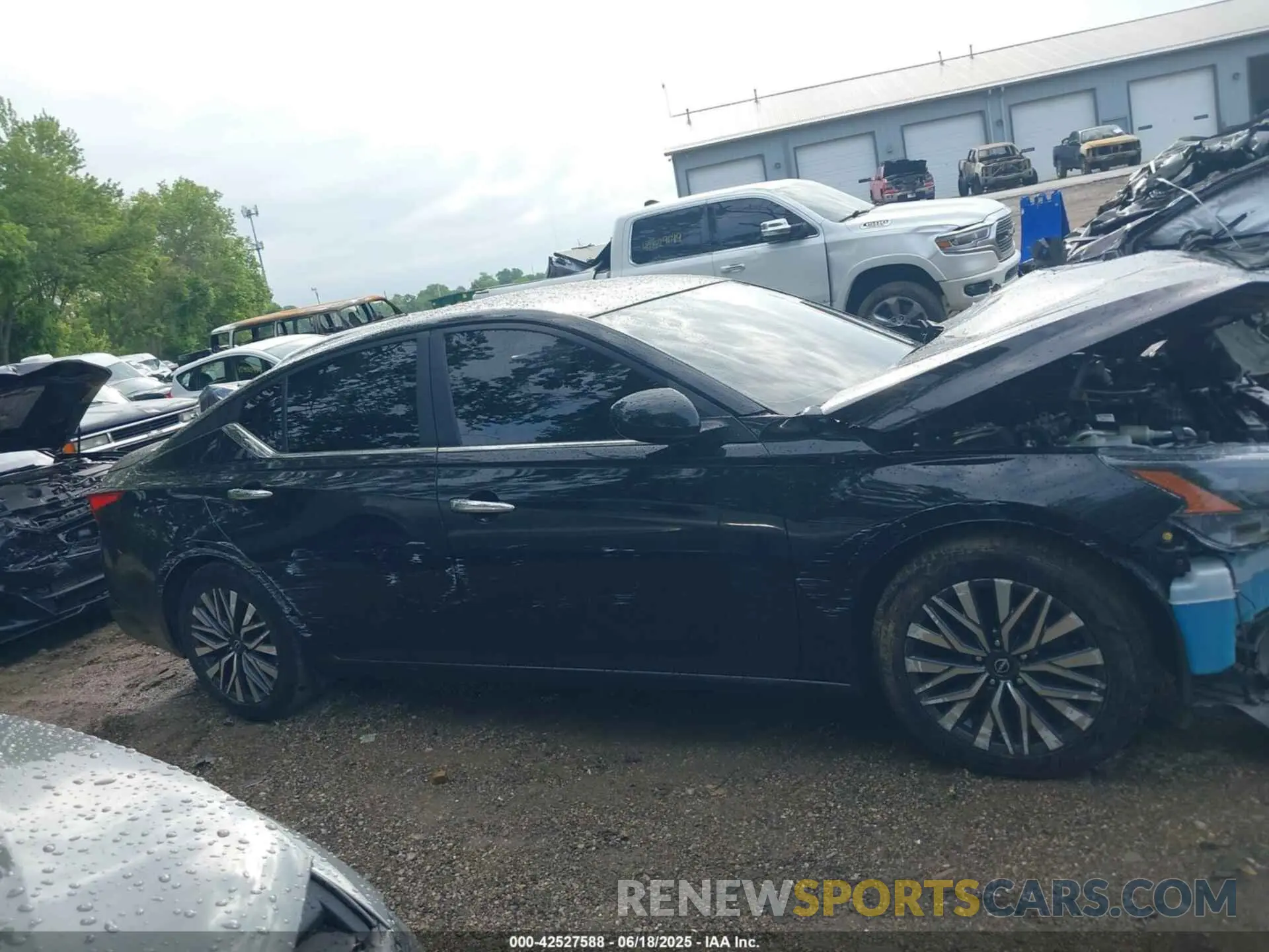 13 Photograph of a damaged car 1N4BL4DV5PN370800 NISSAN ALTIMA 2023