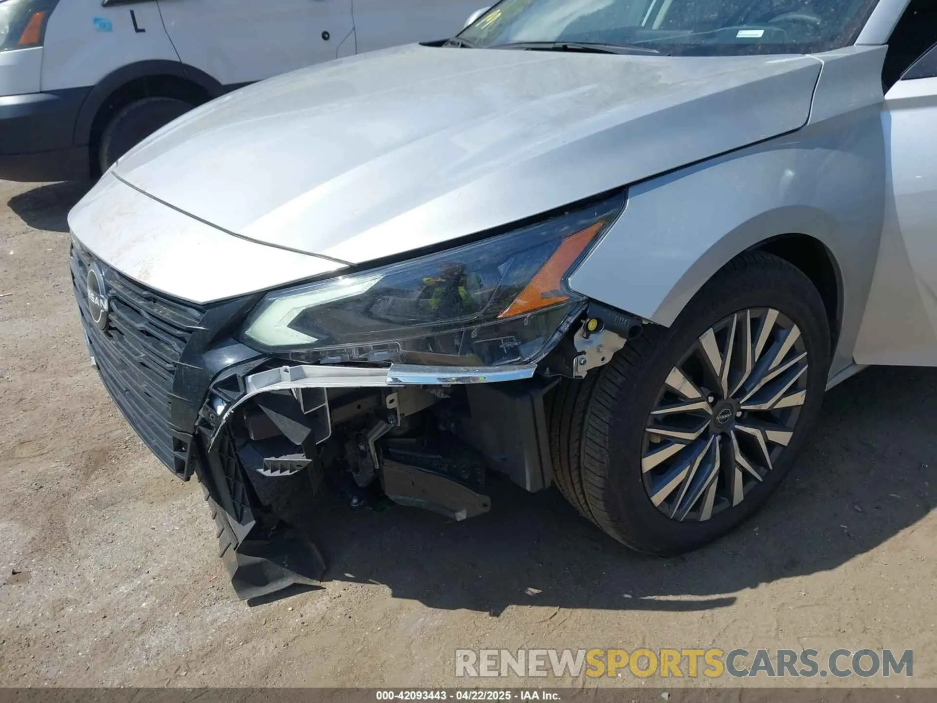 6 Фотография поврежденного автомобиля 1N4BL4DV5PN384826 NISSAN ALTIMA 2023