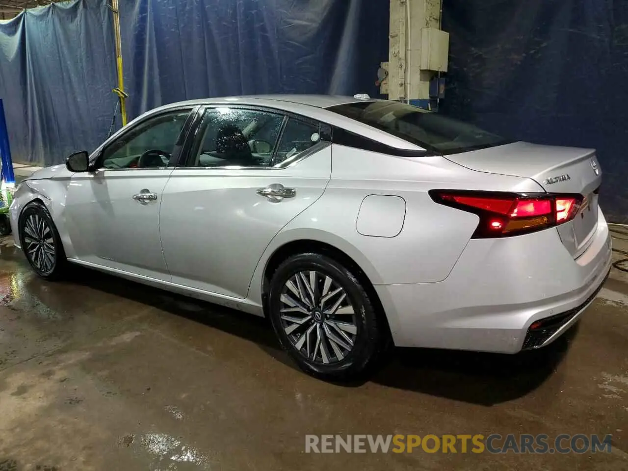 2 Photograph of a damaged car 1N4BL4DV6PN352046 NISSAN ALTIMA 2023