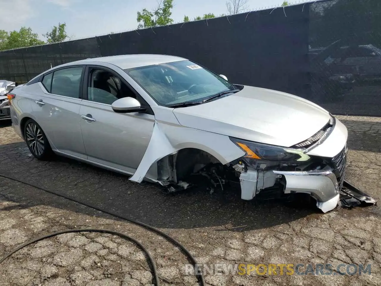 4 Photograph of a damaged car 1N4BL4DV6PN365427 NISSAN ALTIMA 2023