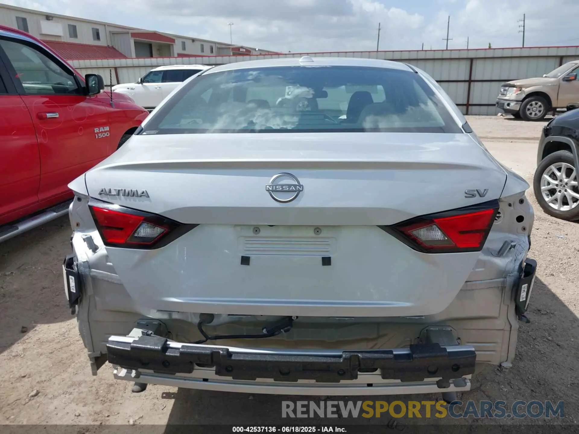17 Photograph of a damaged car 1N4BL4DV6PN373141 NISSAN ALTIMA 2023
